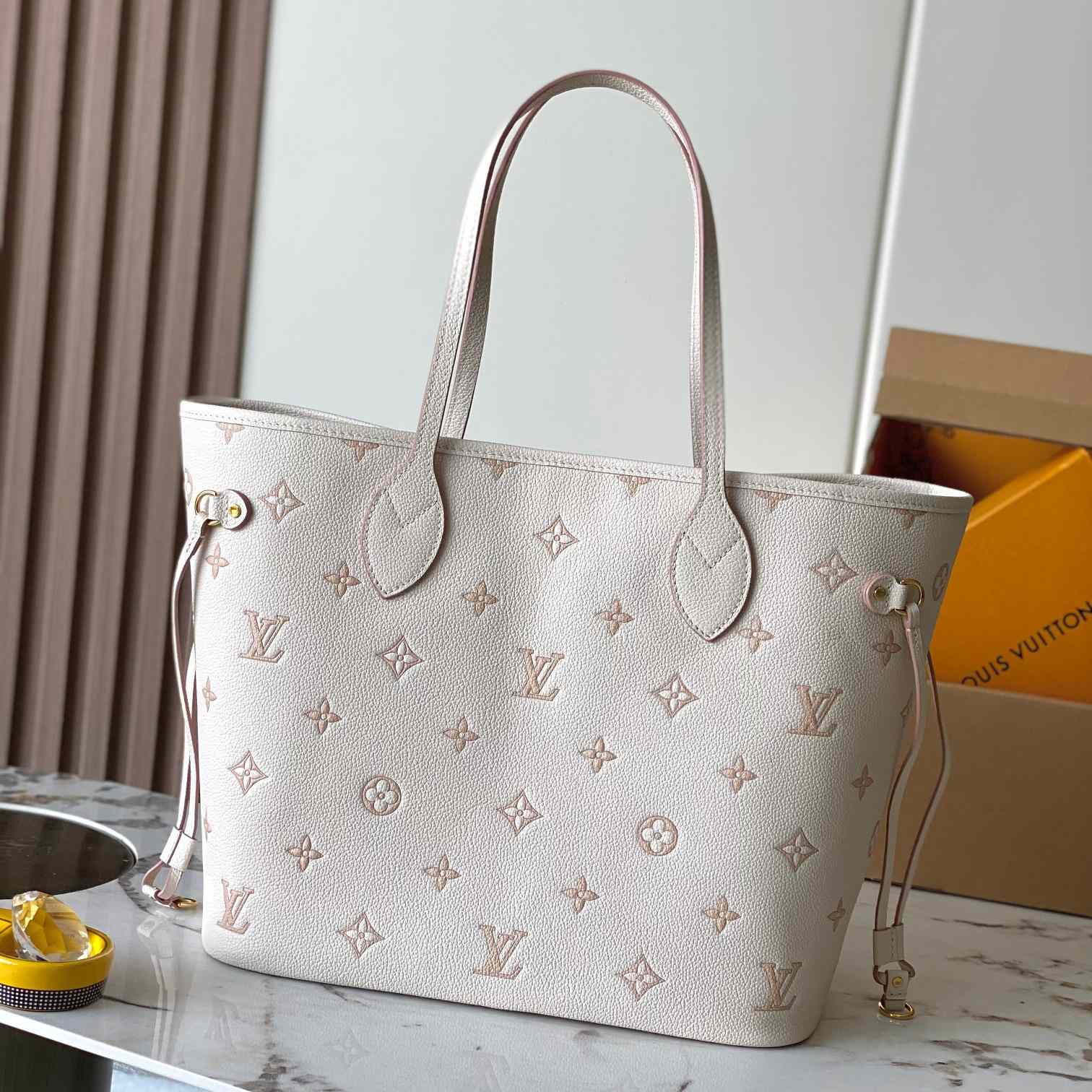 Louis Vuitton Neverfull MM   M14285 - DesignerGu