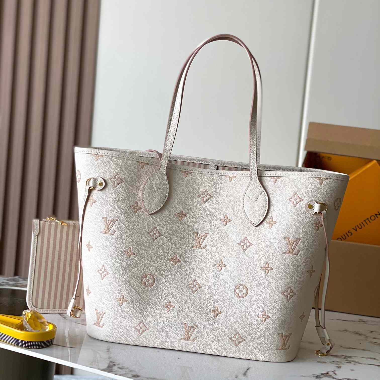 Louis Vuitton Neverfull MM   M14285 - DesignerGu