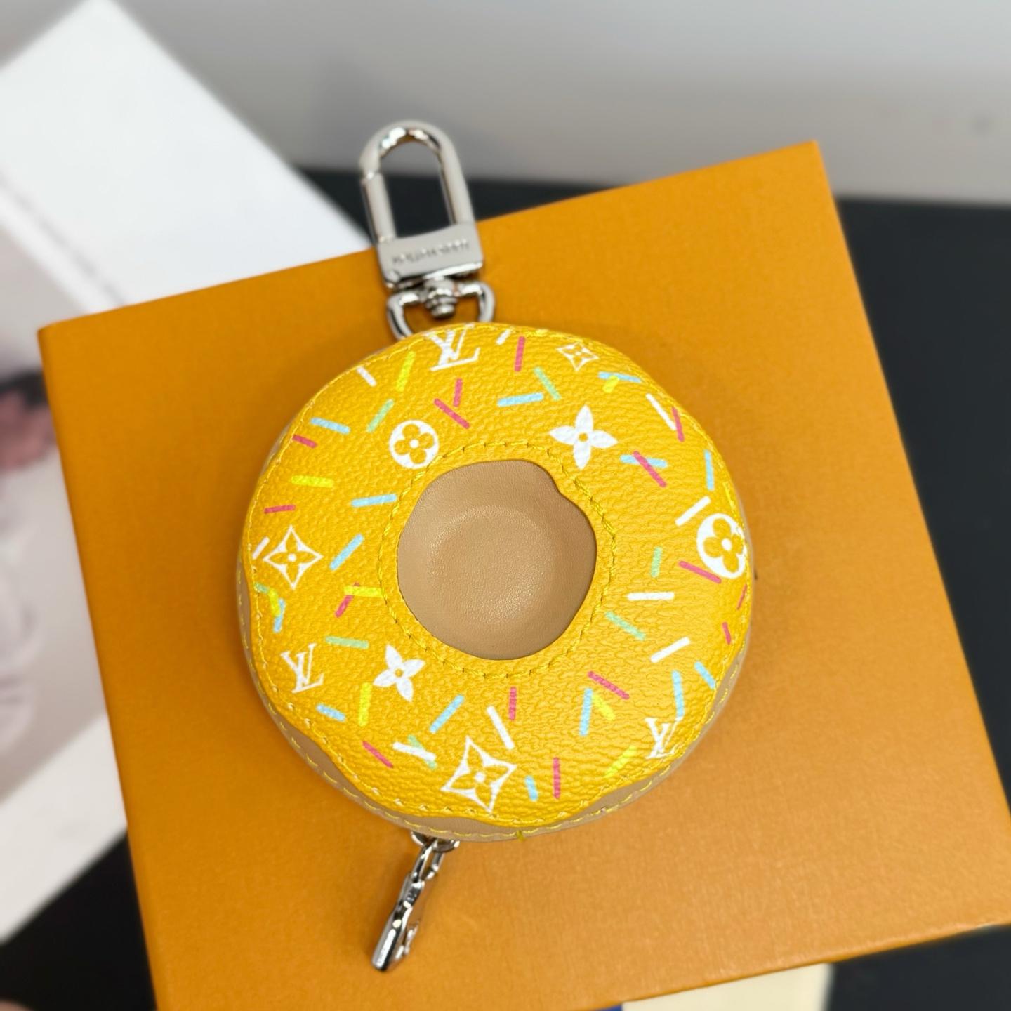 Louis Vuitton LV Donut Bag Charm    - DesignerGu