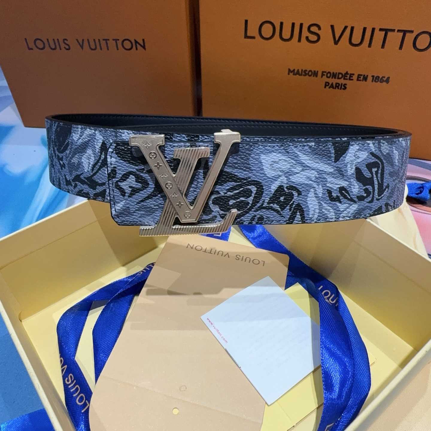 Louis Vuitton 40mm Reversible Belt  - DesignerGu