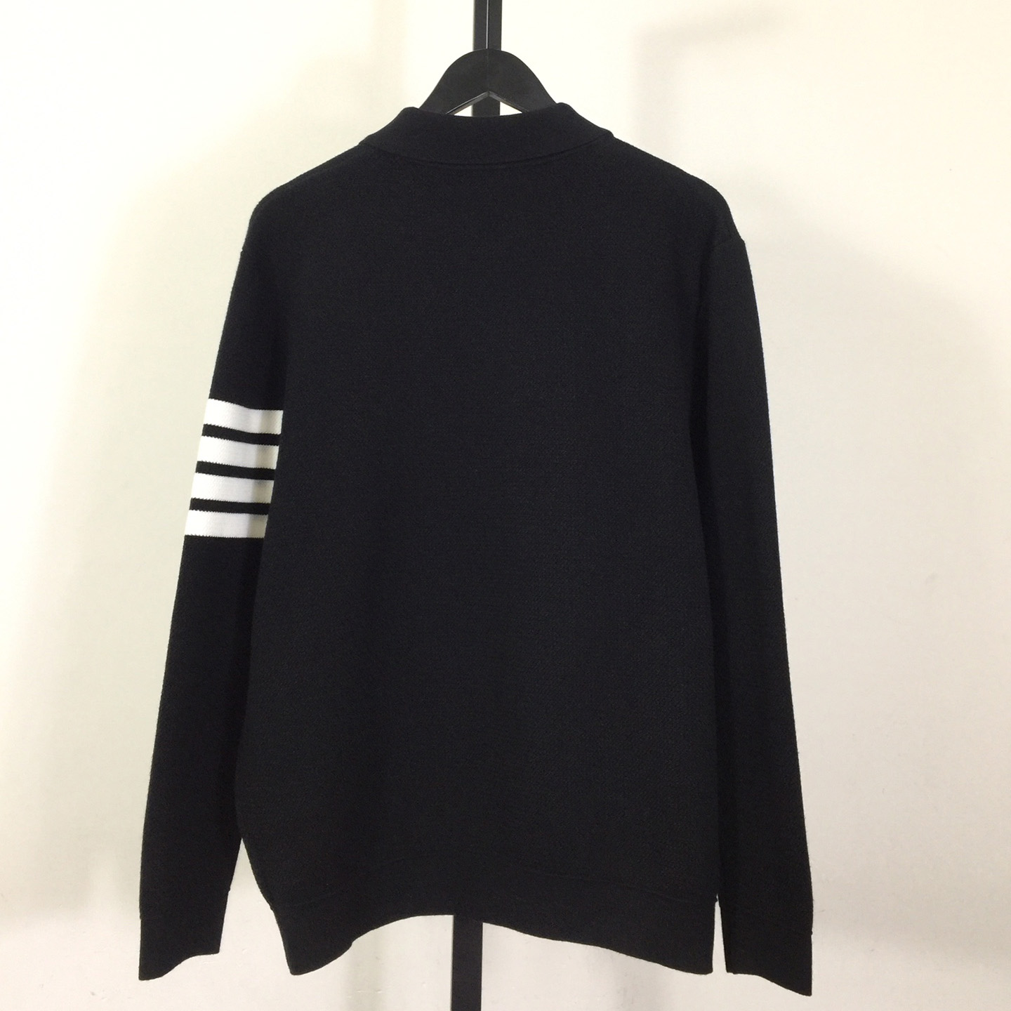 Thom Browne 4-Bar Cardigan - DesignerGu