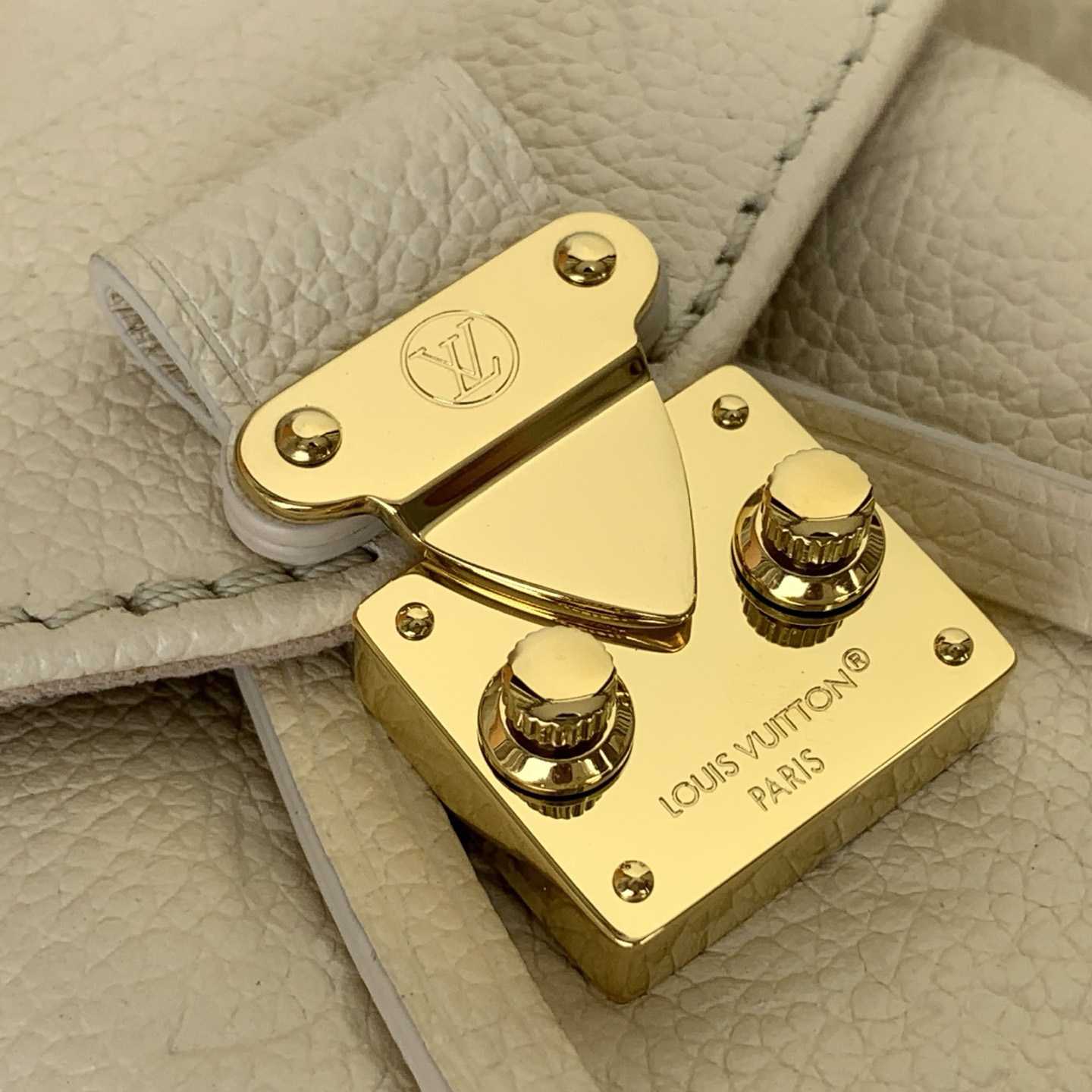 Louis Vuitton Nano Noé Backpack   M25819 - DesignerGu