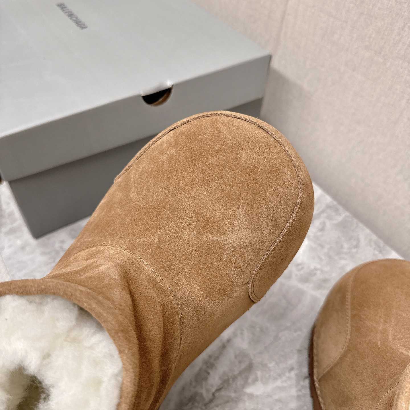 Balenciaga Alaska boots - DesignerGu