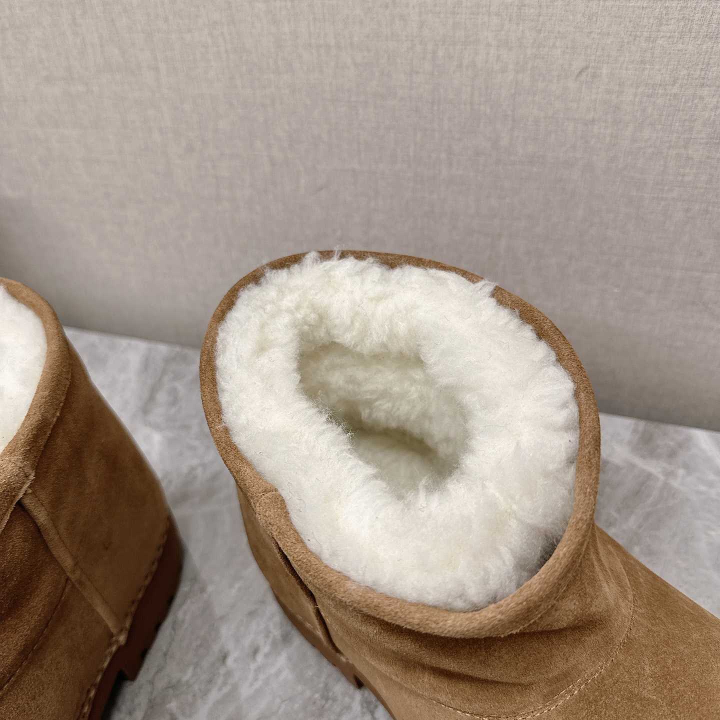 Balenciaga Alaska boots - DesignerGu