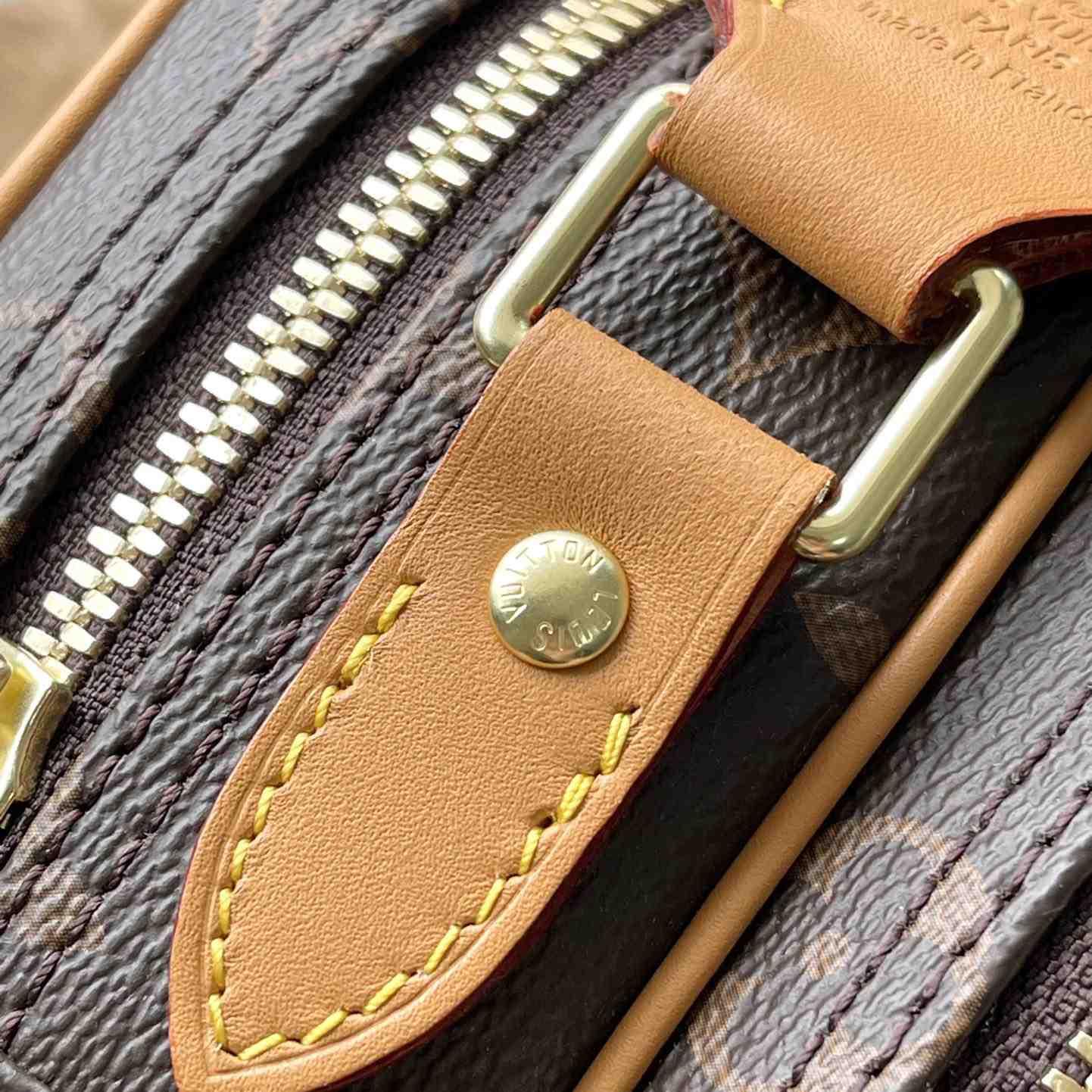 Louis Vuitton Monogram Shoulder Bag (28 x 21 x 11 cm) - DesignerGu