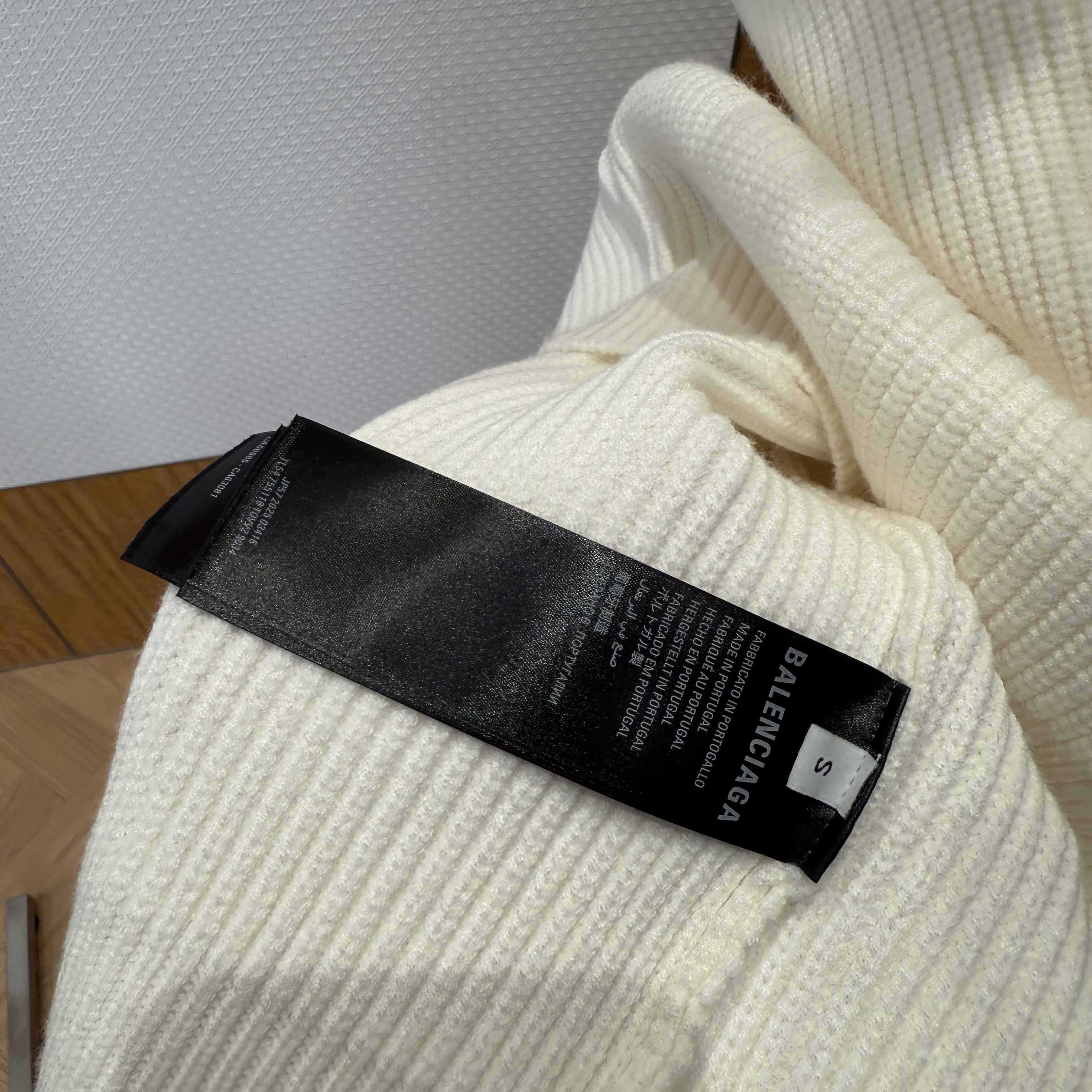 Balenciaga Logo-patch Stretch-wool Jumper - DesignerGu