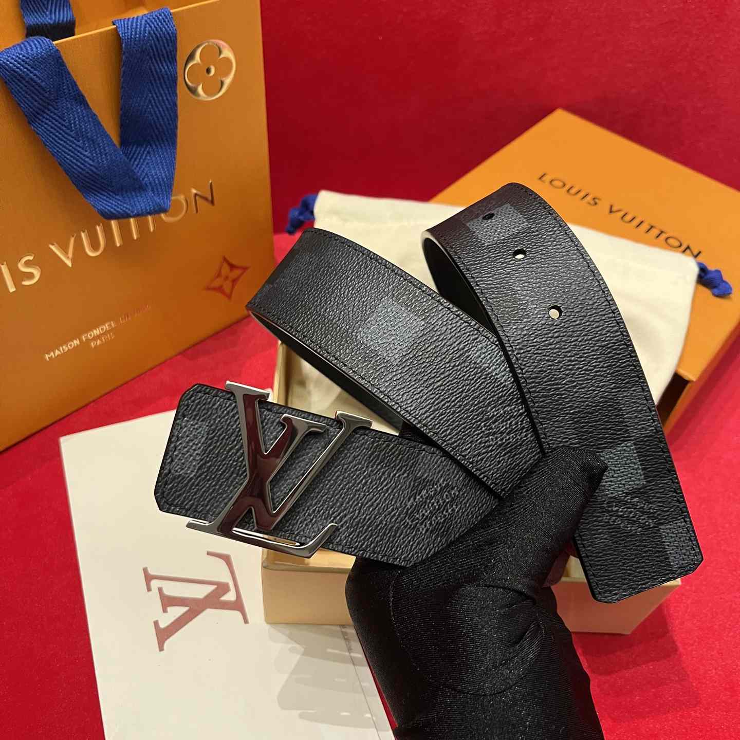 Louis Vuitton Reversible Belt - DesignerGu