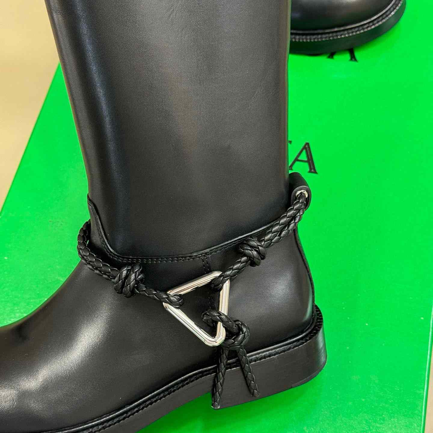 Bottega Veneta James Boot - DesignerGu