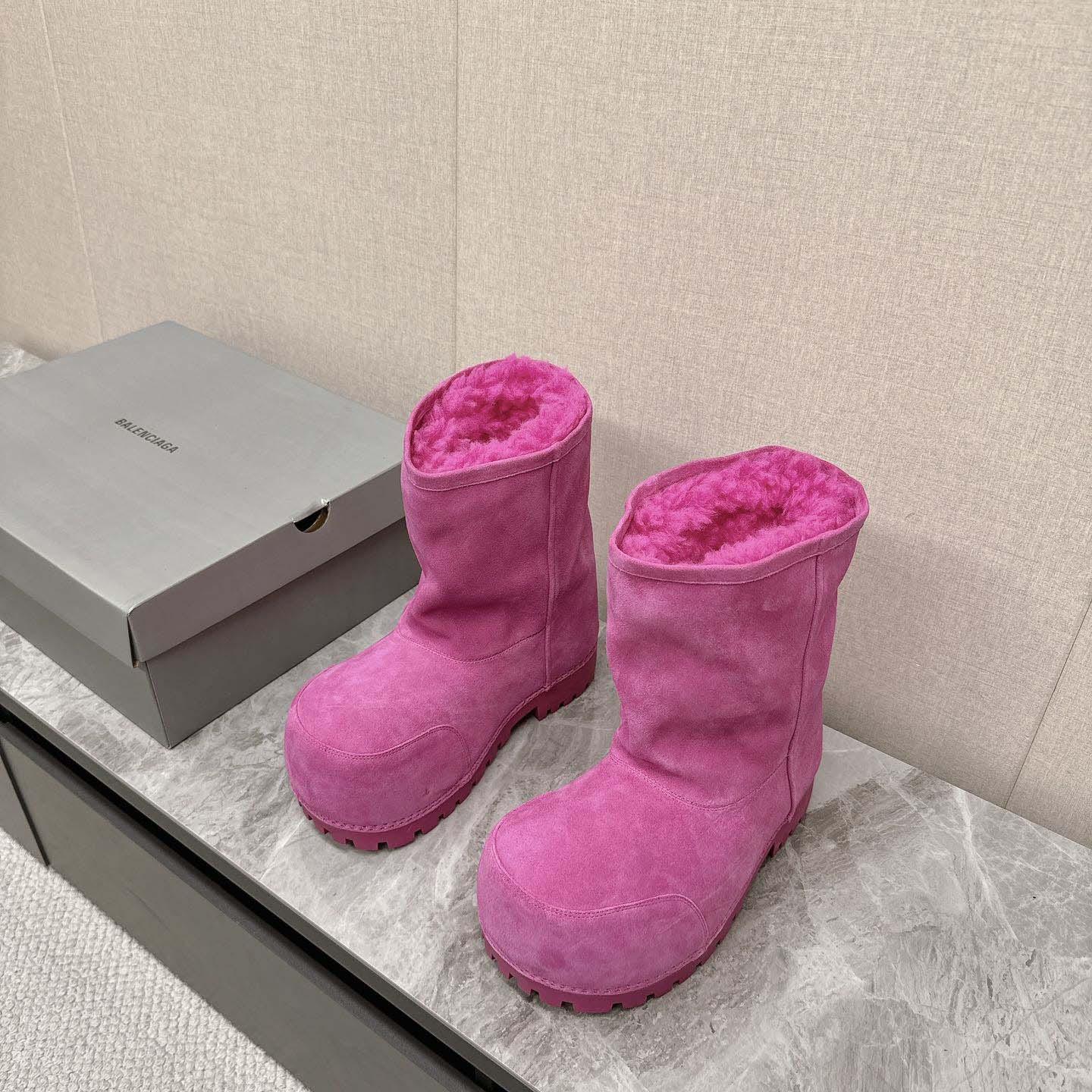 Balenciaga Alaska Fur High Boots - DesignerGu
