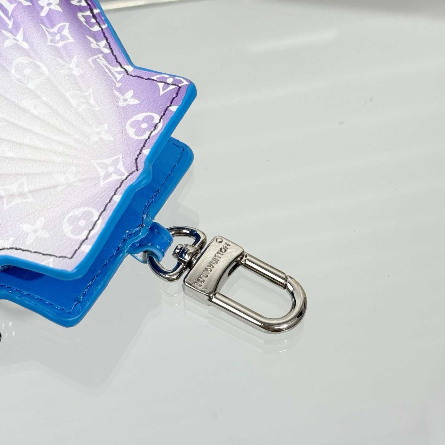 Louis Vuitton LV Shell Bag Charm    - DesignerGu