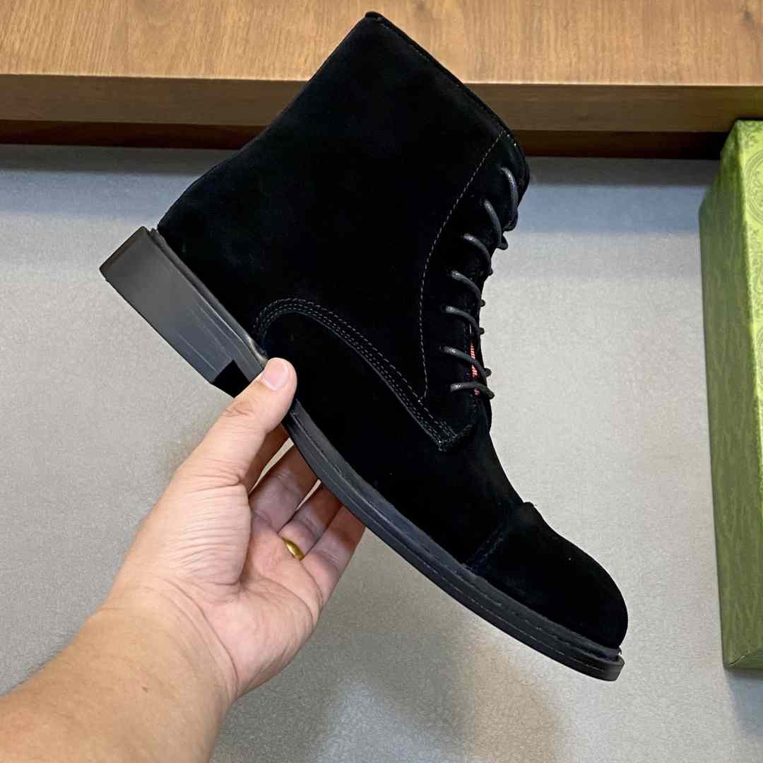 Gucci Men's Suede Lace-Up Boots - DesignerGu
