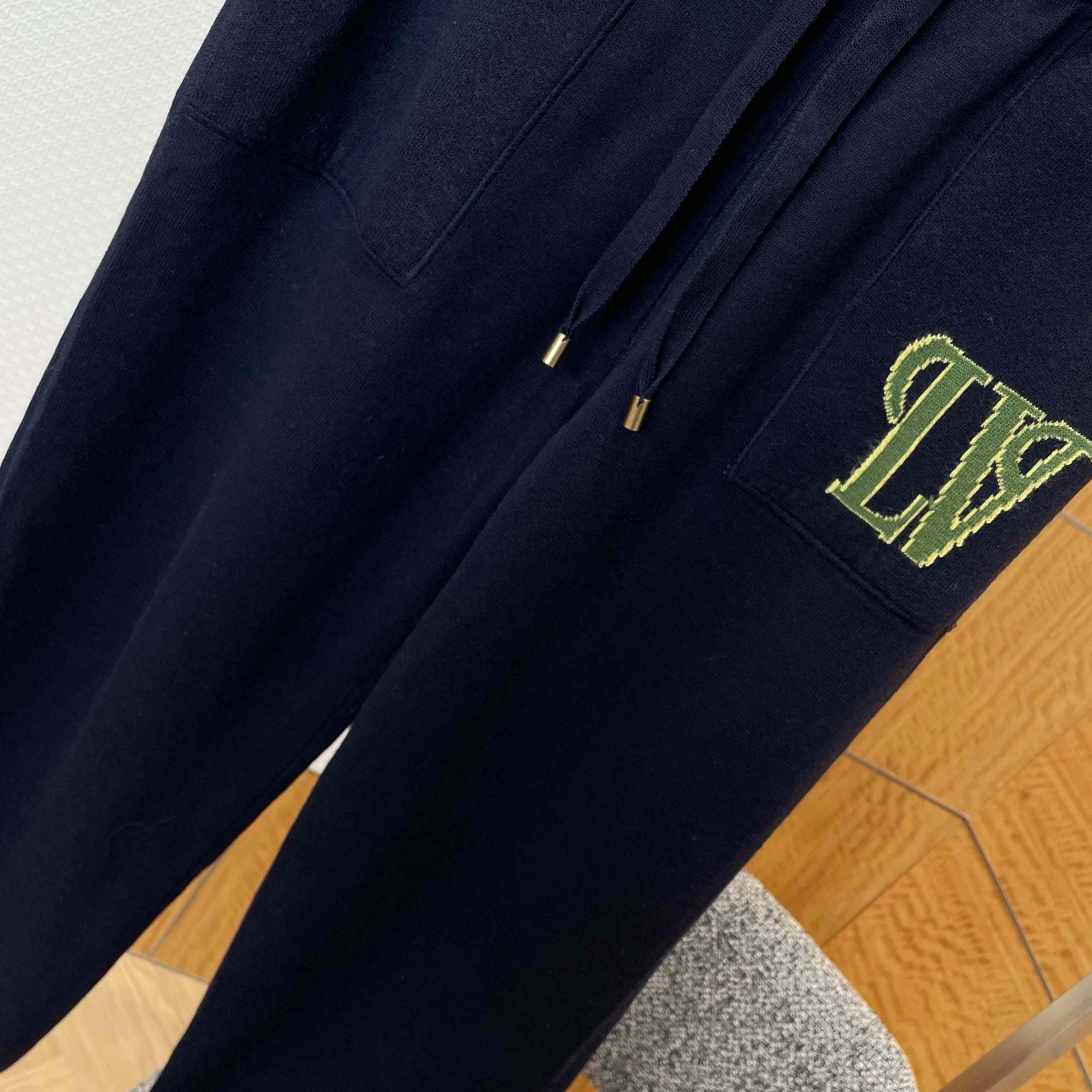 Louis Vuitton Double Face Jogging Pants   1AIJZF - DesignerGu