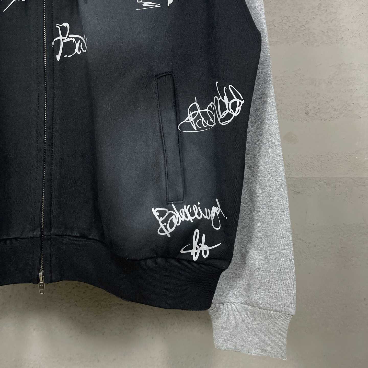 Balenciaga Banana Raglan Oversized Zip-Up Hoodie  - DesignerGu