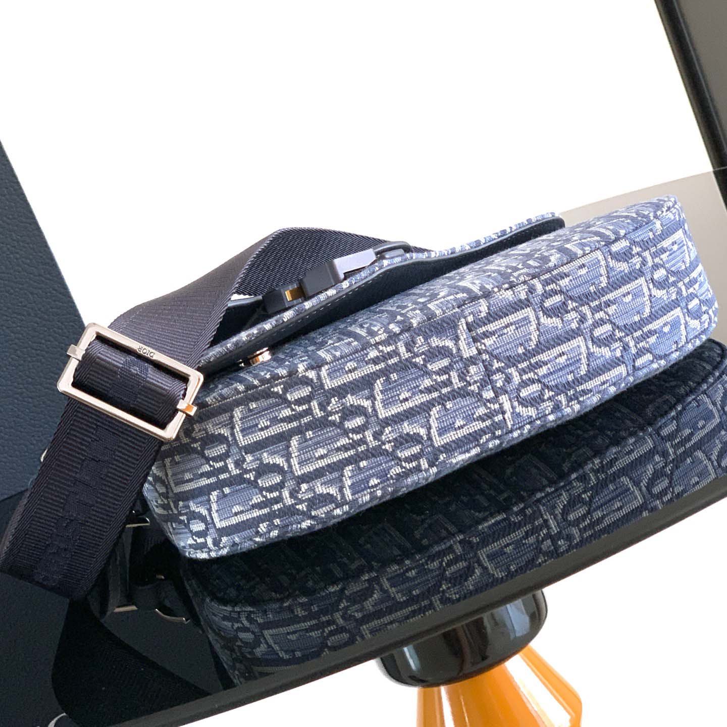 Dior Saddle Messenger Bag - DesignerGu