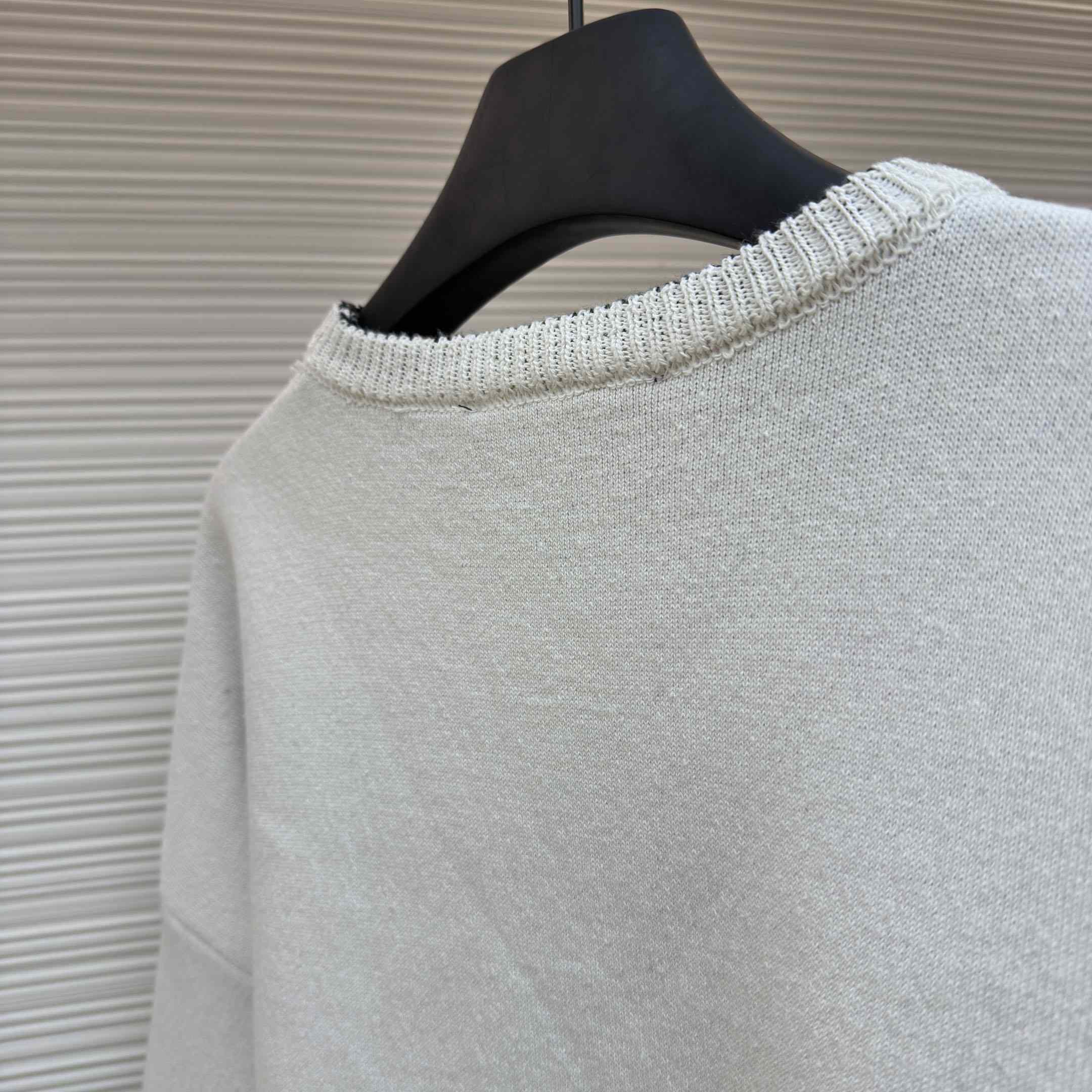 Balenciaga 3B Sports Icon Ski Crewneck In White And Black - DesignerGu