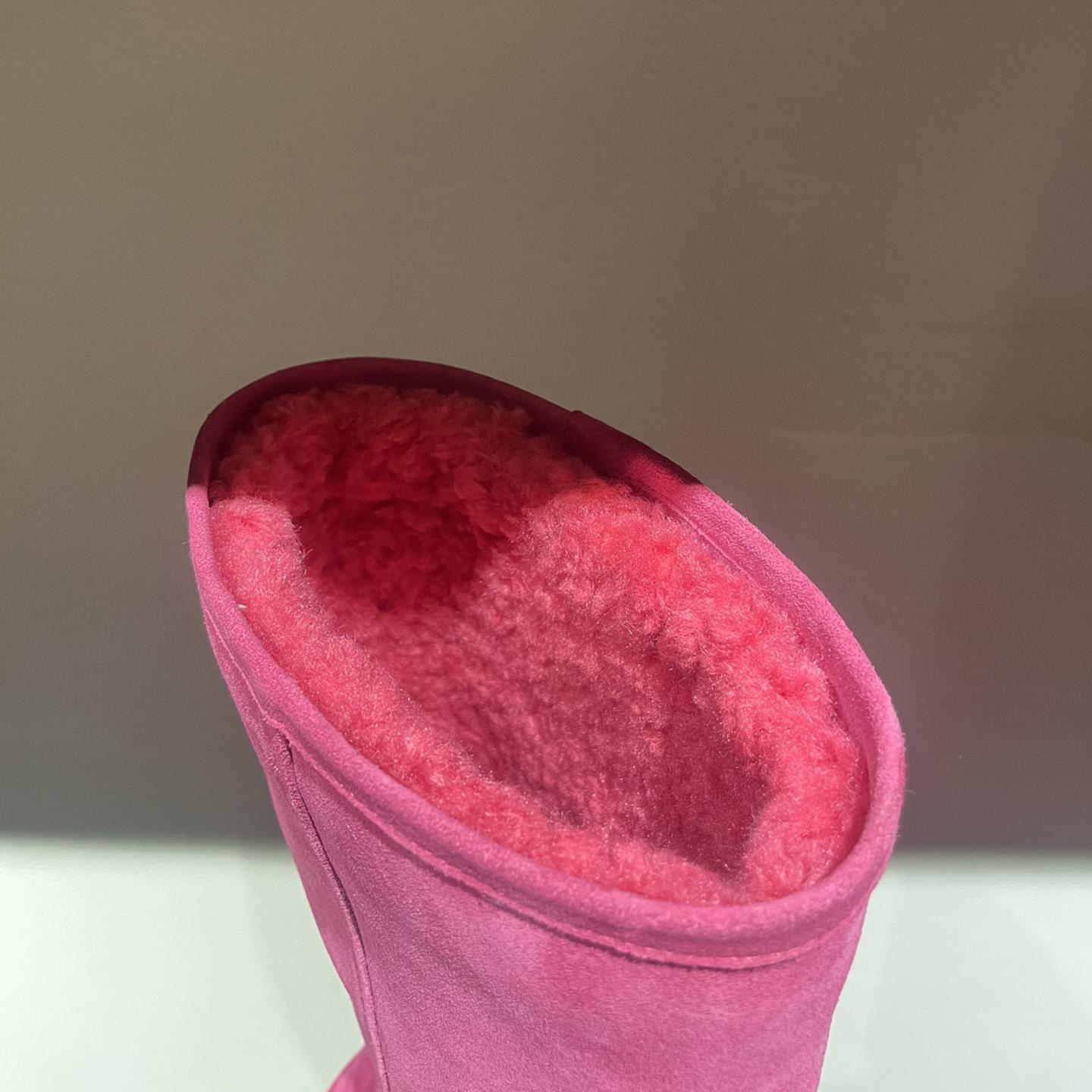 Balenciaga Alaska Fur High Boots - DesignerGu