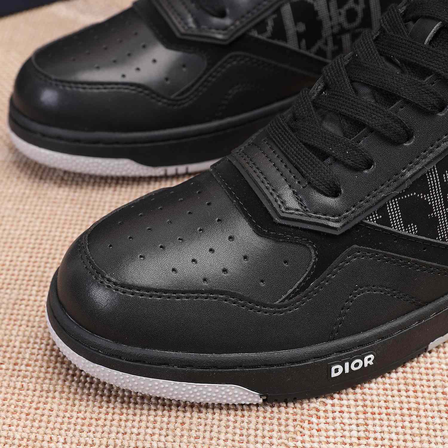 Dior B27 High-Top Sneakers - DesignerGu