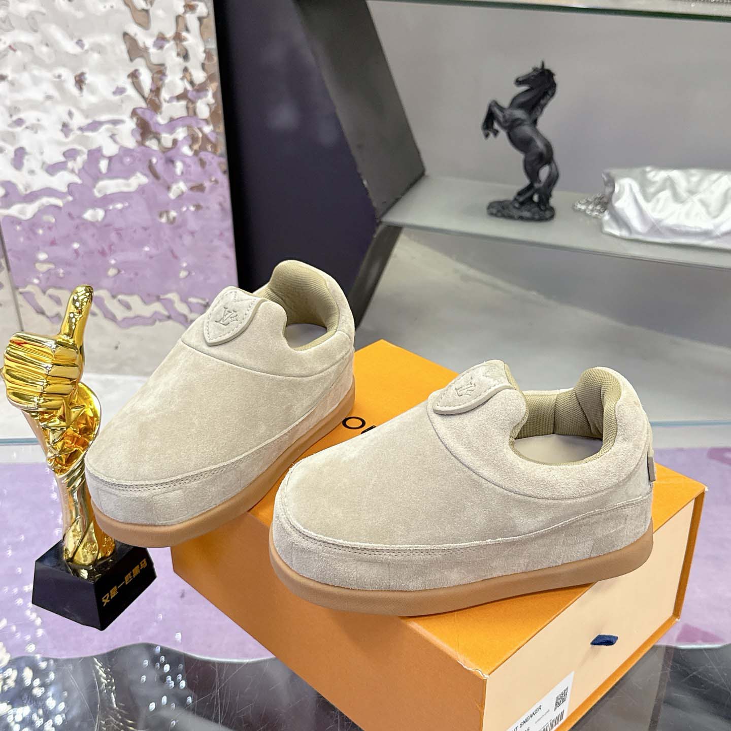 Louis Vuitton LV Yeti Slip On   1AIJD9 - DesignerGu