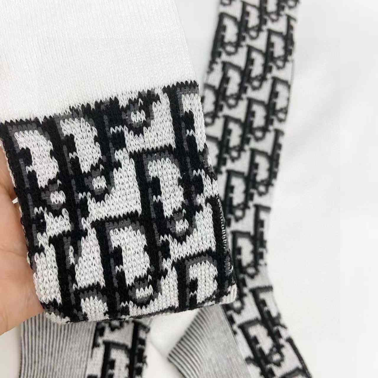 Dior Socks - DesignerGu