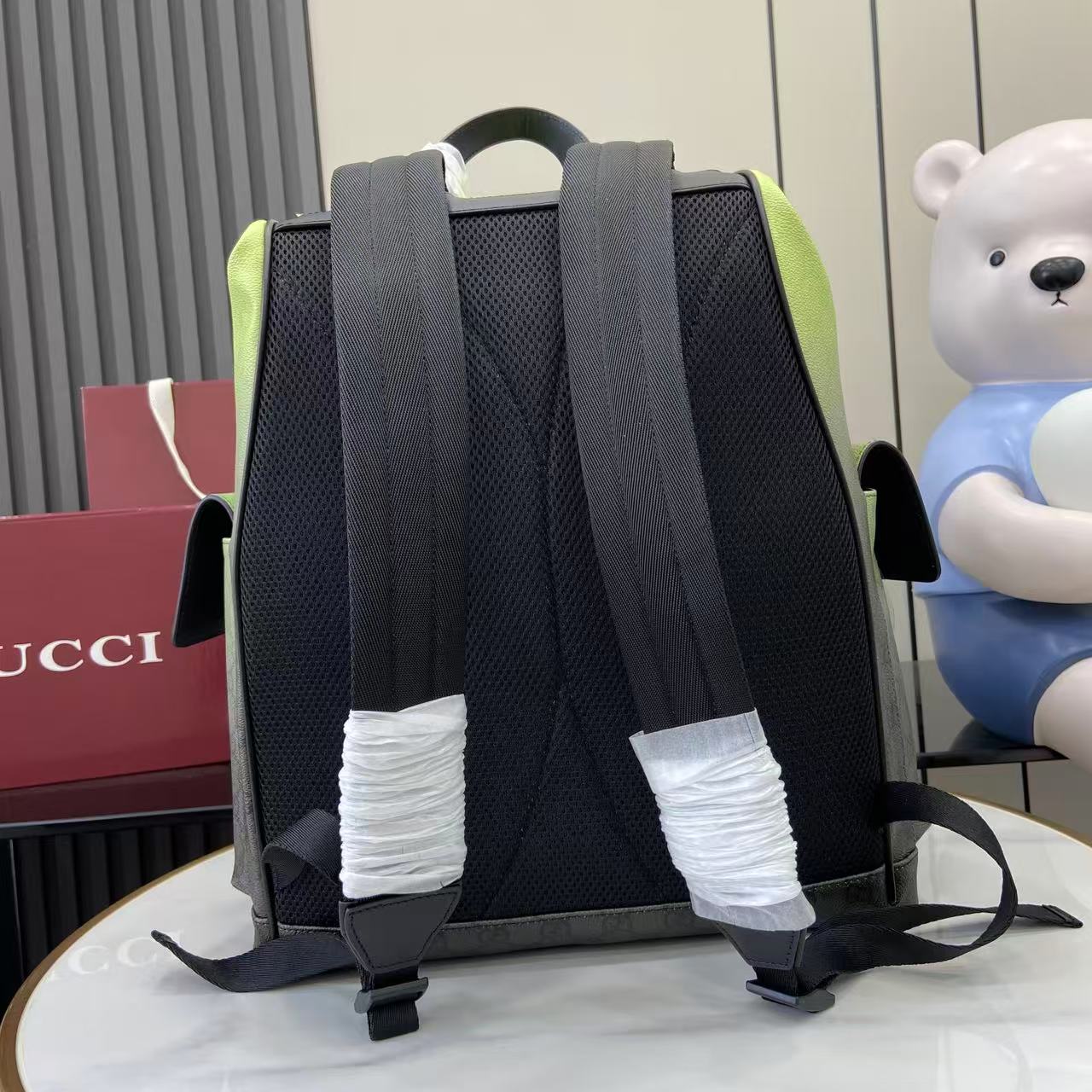 Gucci Chroma Large Backpack - DesignerGu