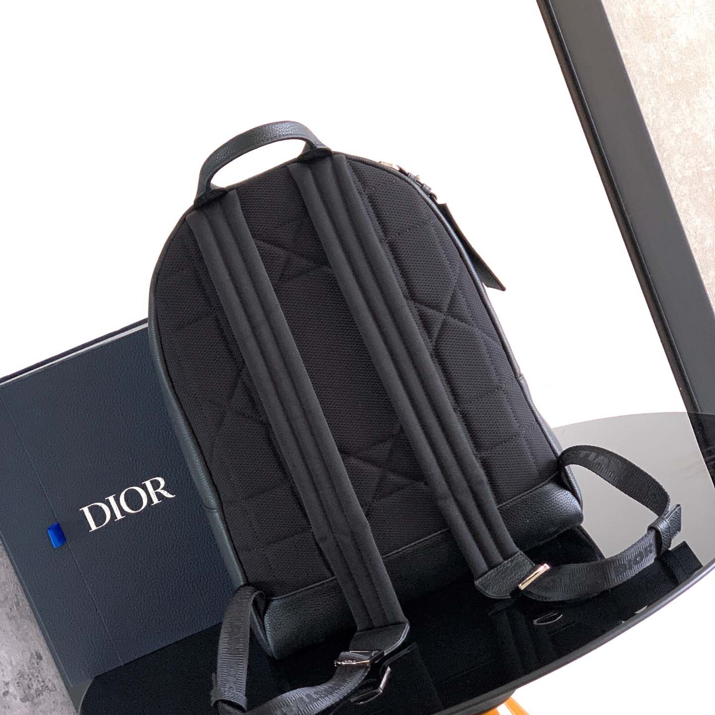 Dior CD Icon Zipped Backpack  - DesignerGu