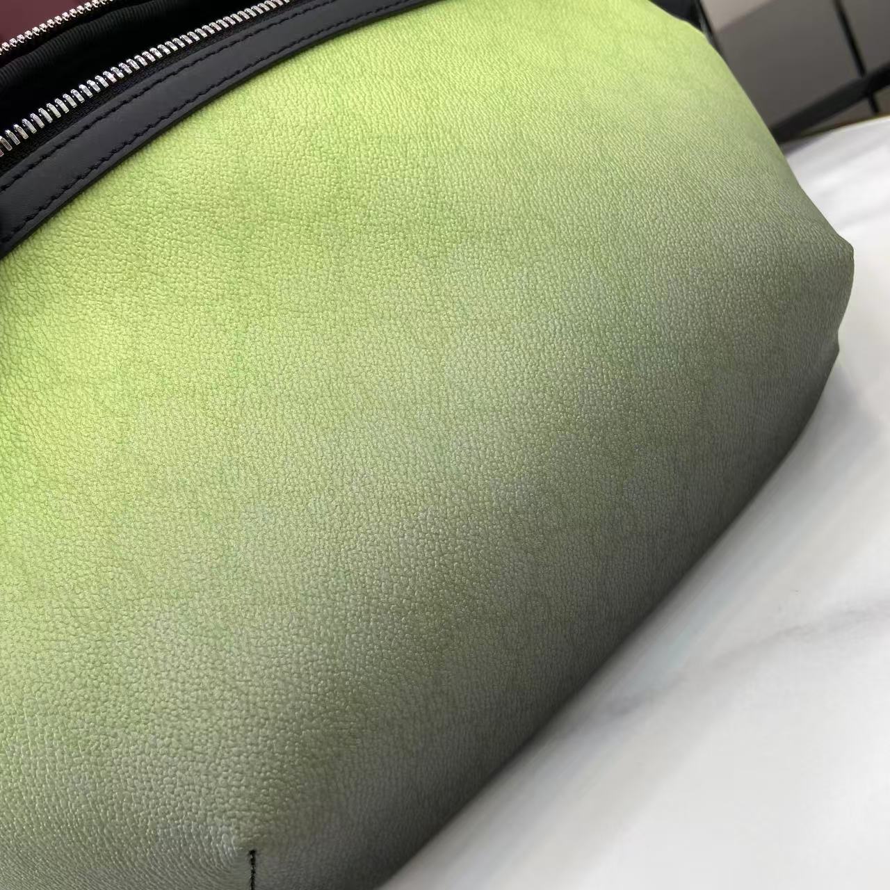 Gucci Chroma Large Belt Bag - DesignerGu