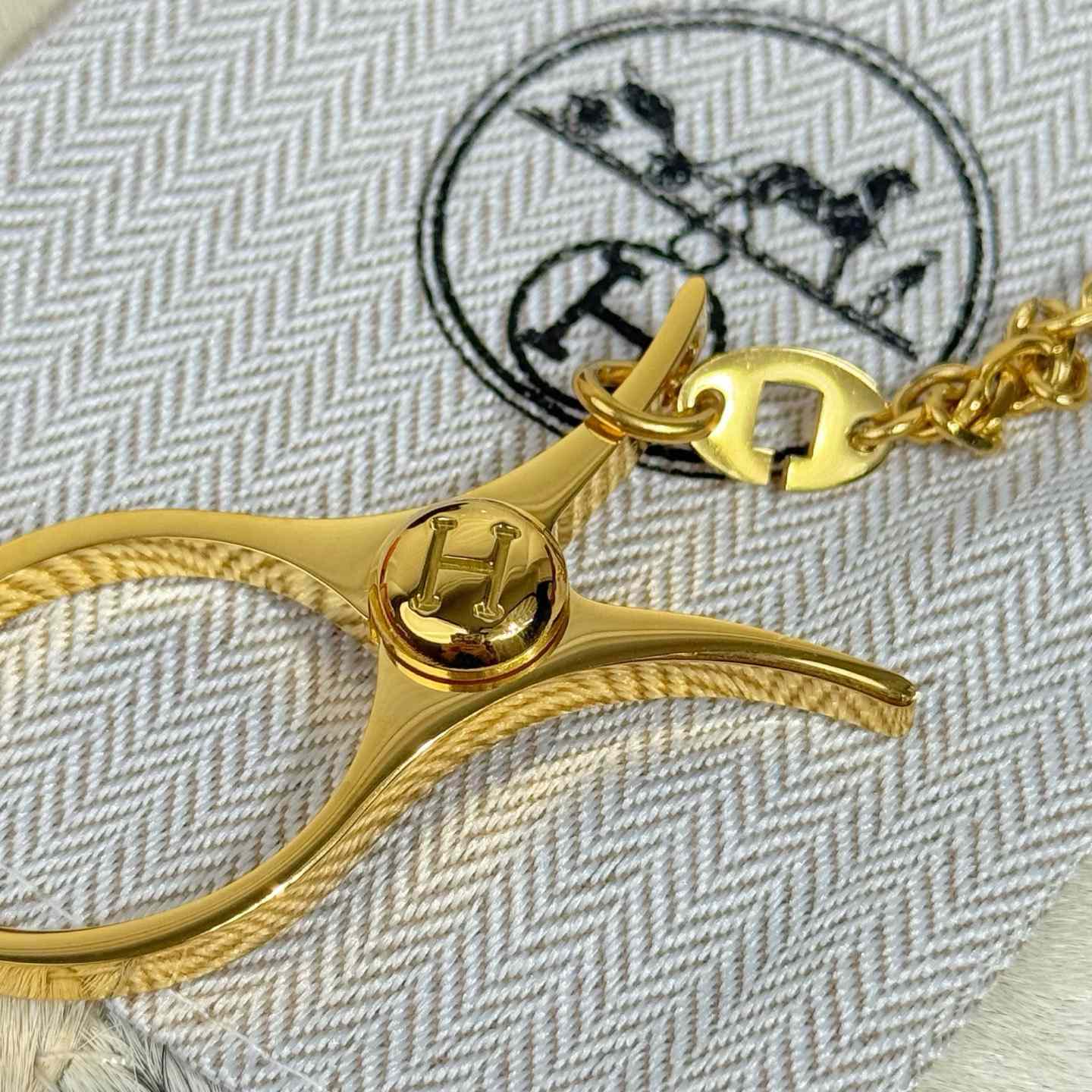 Hermès Filou Glove Clip - DesignerGu