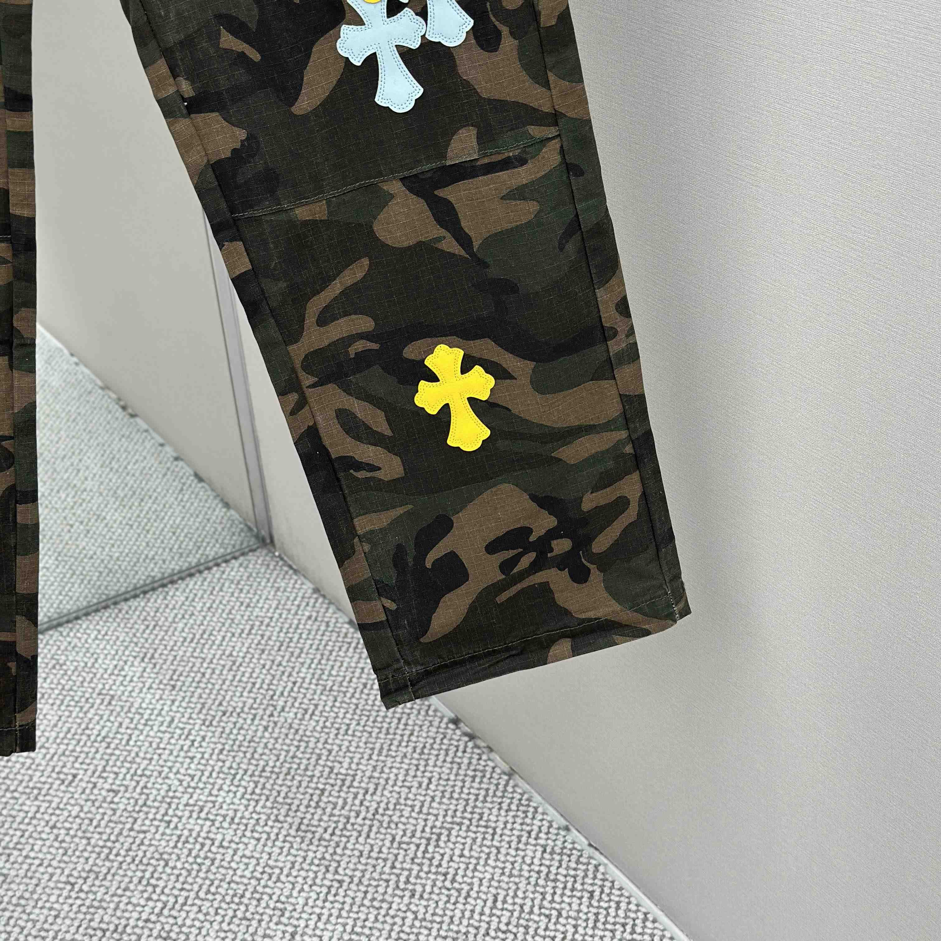 Chrome Hearts Jeans - DesignerGu