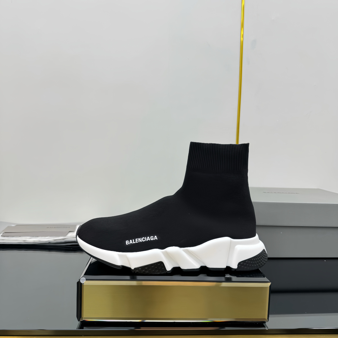 Balenciaga Speed Sneakers - DesignerGu