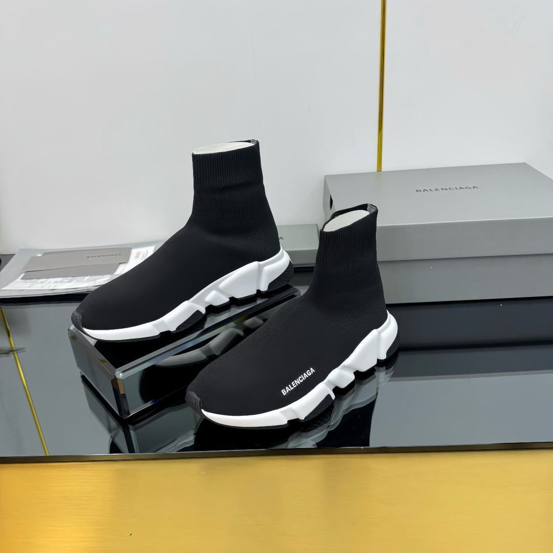 Balenciaga Speed Sneakers - DesignerGu