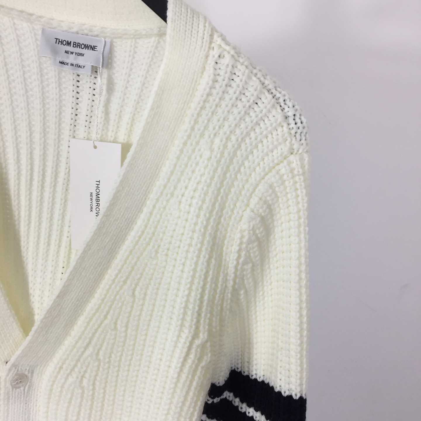 Thom Browne 4-Bar Cardigan - DesignerGu