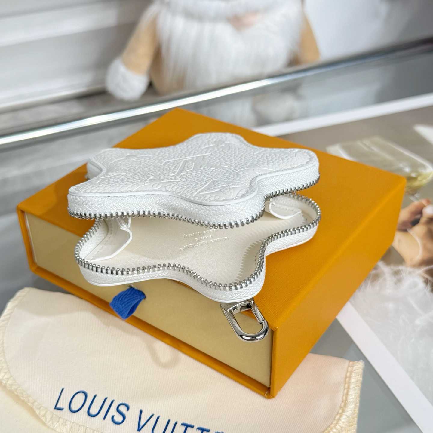 Louis Vuitton Spark Coin Purse Monogram Empreinte Leather  - DesignerGu