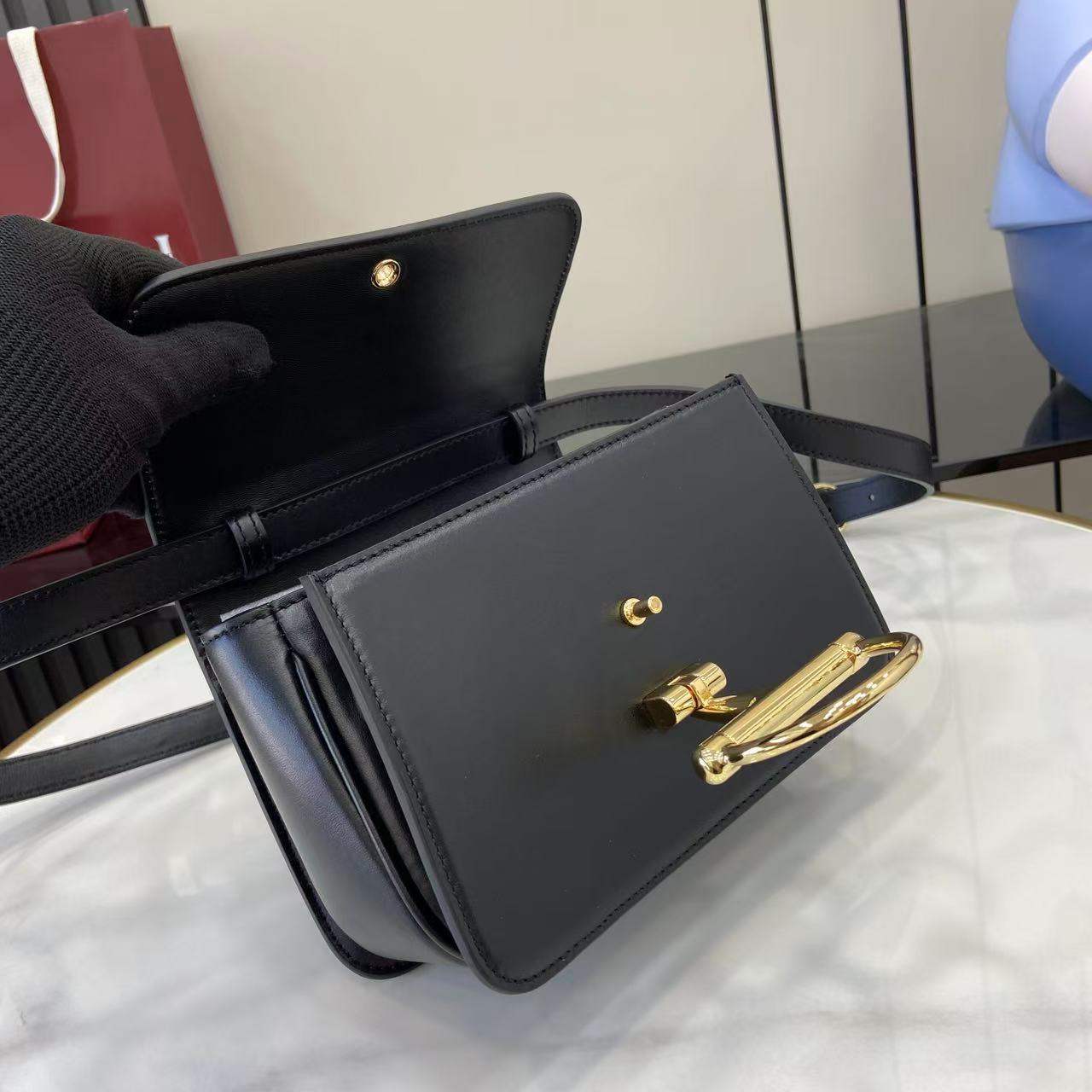 Gucci Siena Small Top Handle Bag - DesignerGu