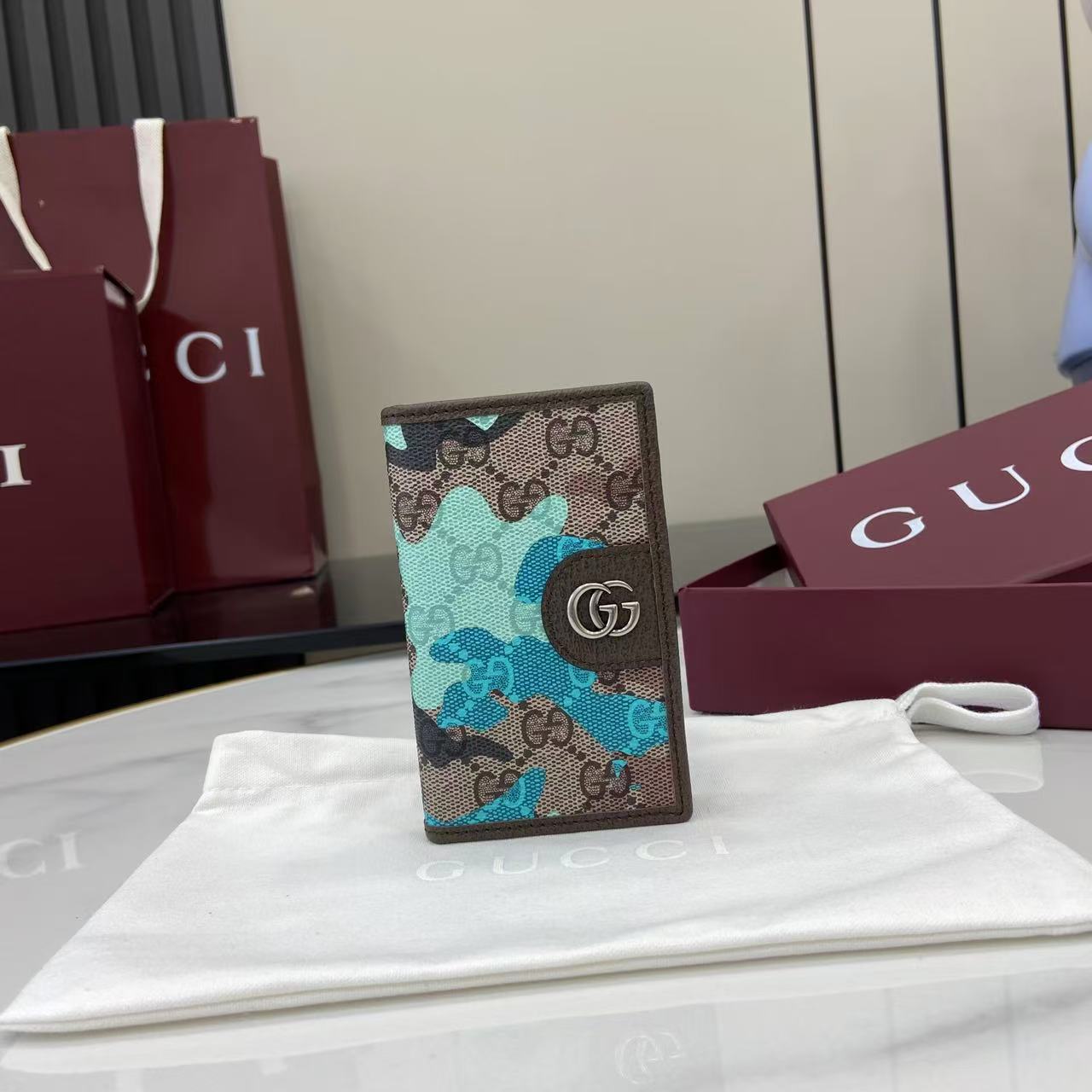 Gucci GG Long Card Case - DesignerGu