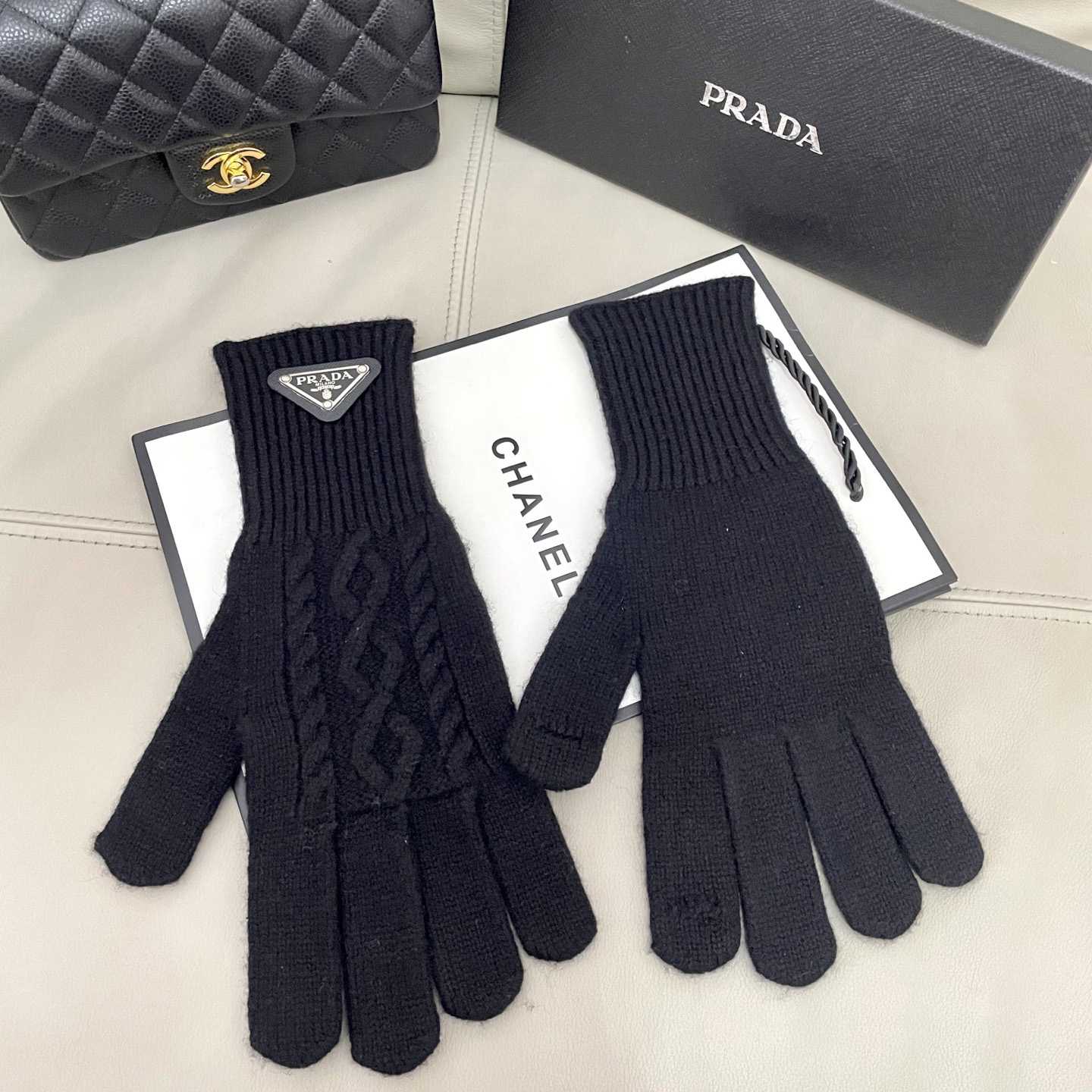 Prada Gloves - DesignerGu