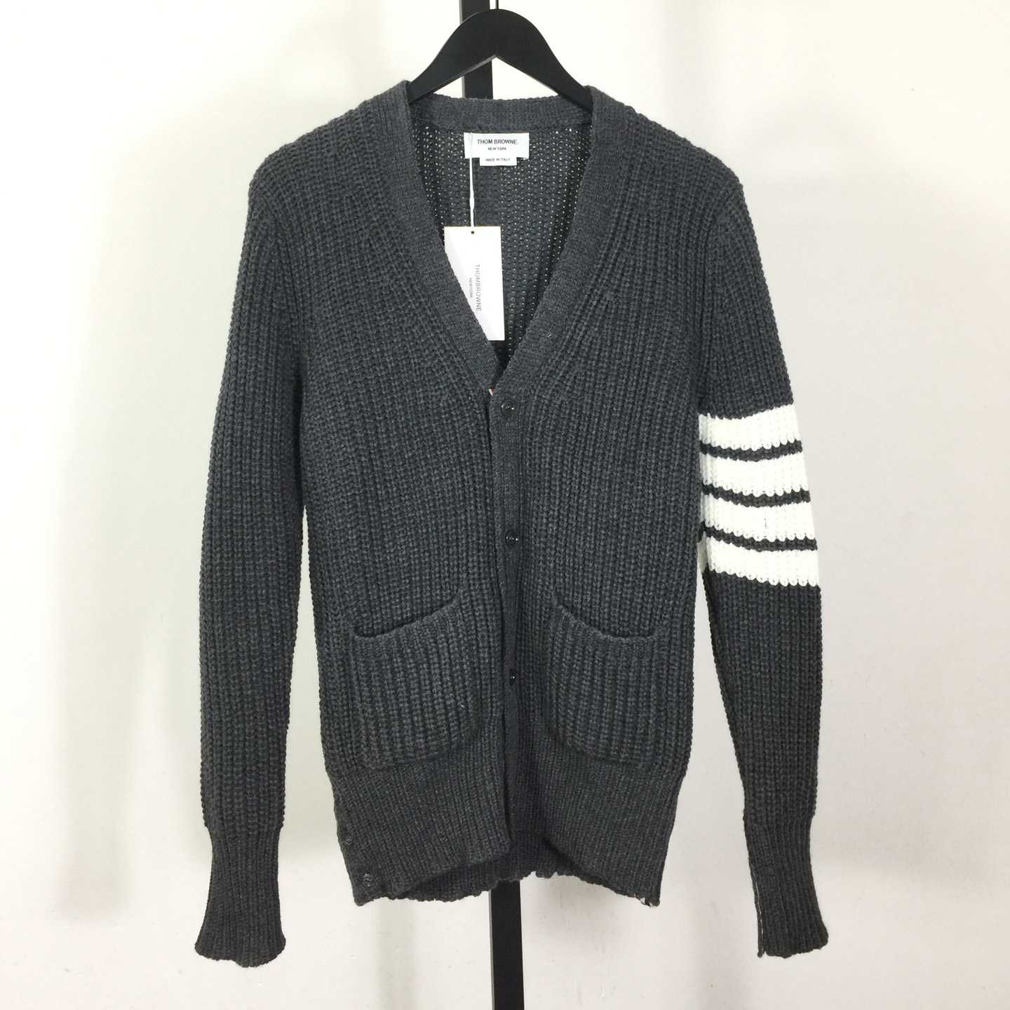 Thom Browne 4-Bar Cardigan - DesignerGu