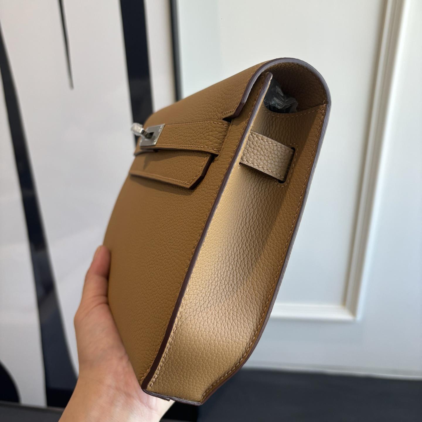 Hermes Kelly Depeches 25 Pouch - DesignerGu