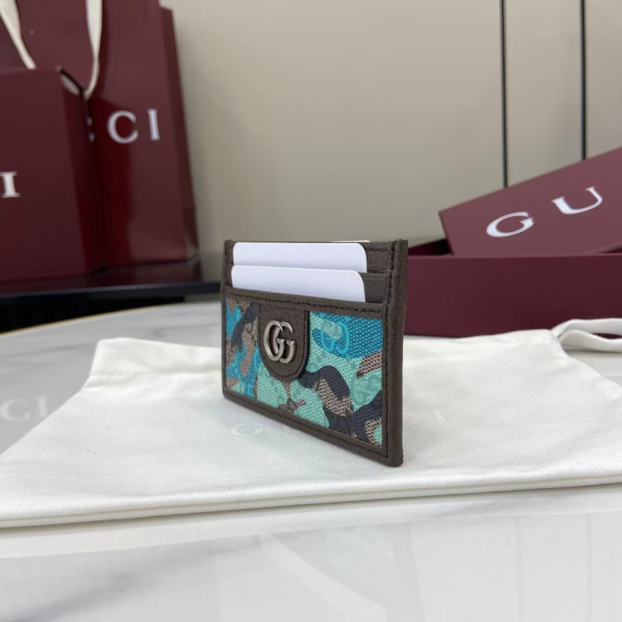 Gucci GG Card Case - DesignerGu