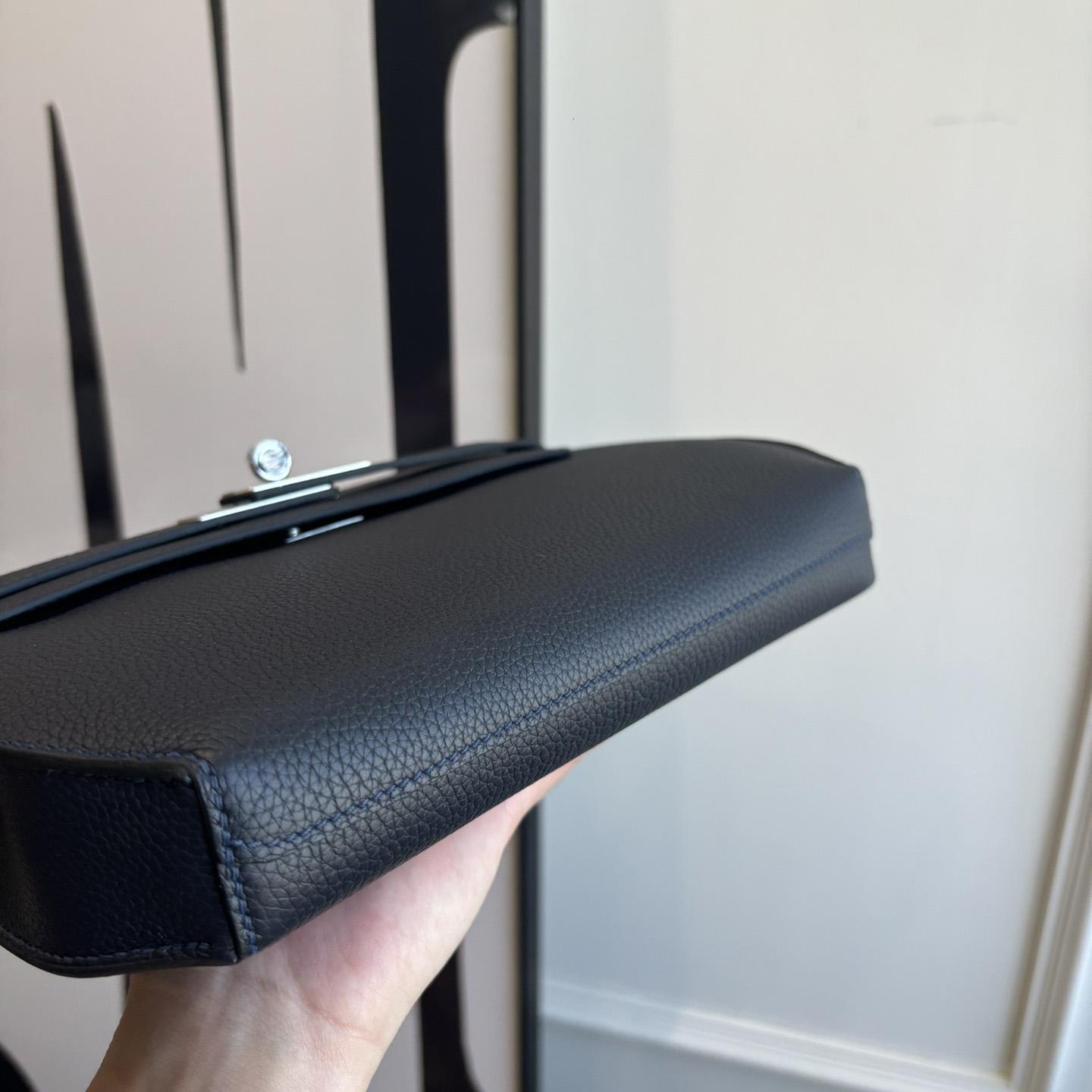 Hermes Kelly Depeches 25 Pouch - DesignerGu