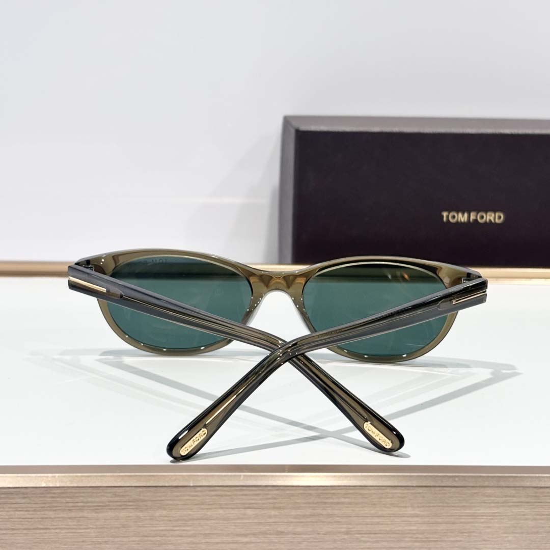 Tom Ford TF1310 Sunglasses - DesignerGu