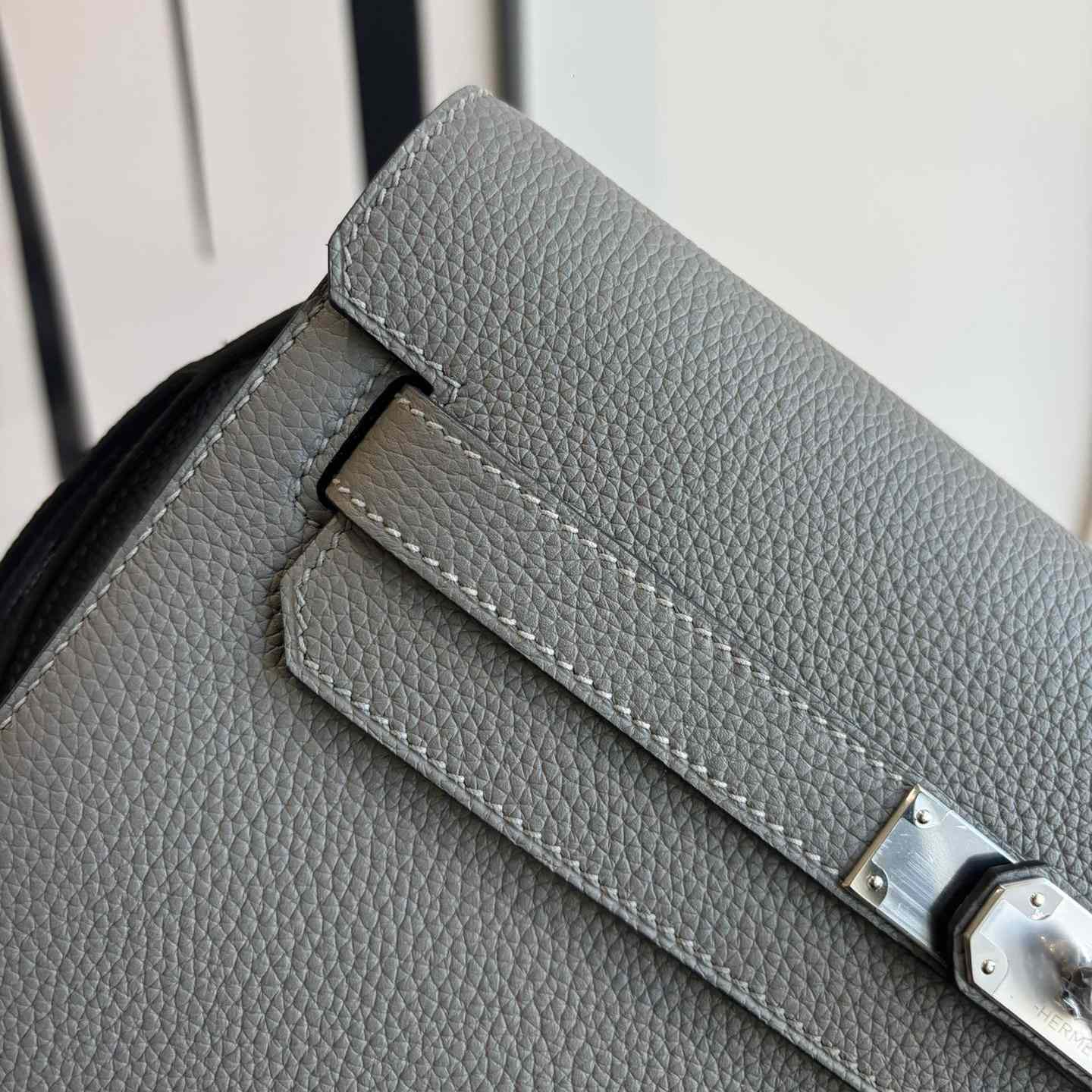 Hermes Kelly Depeches 25 Pouch - DesignerGu