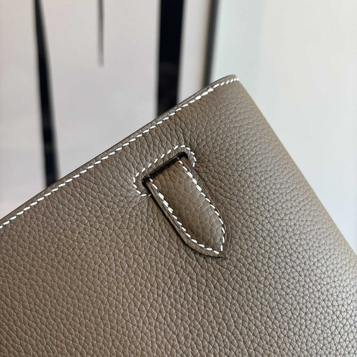 Hermes Kelly Depeches 25 Pouch - DesignerGu