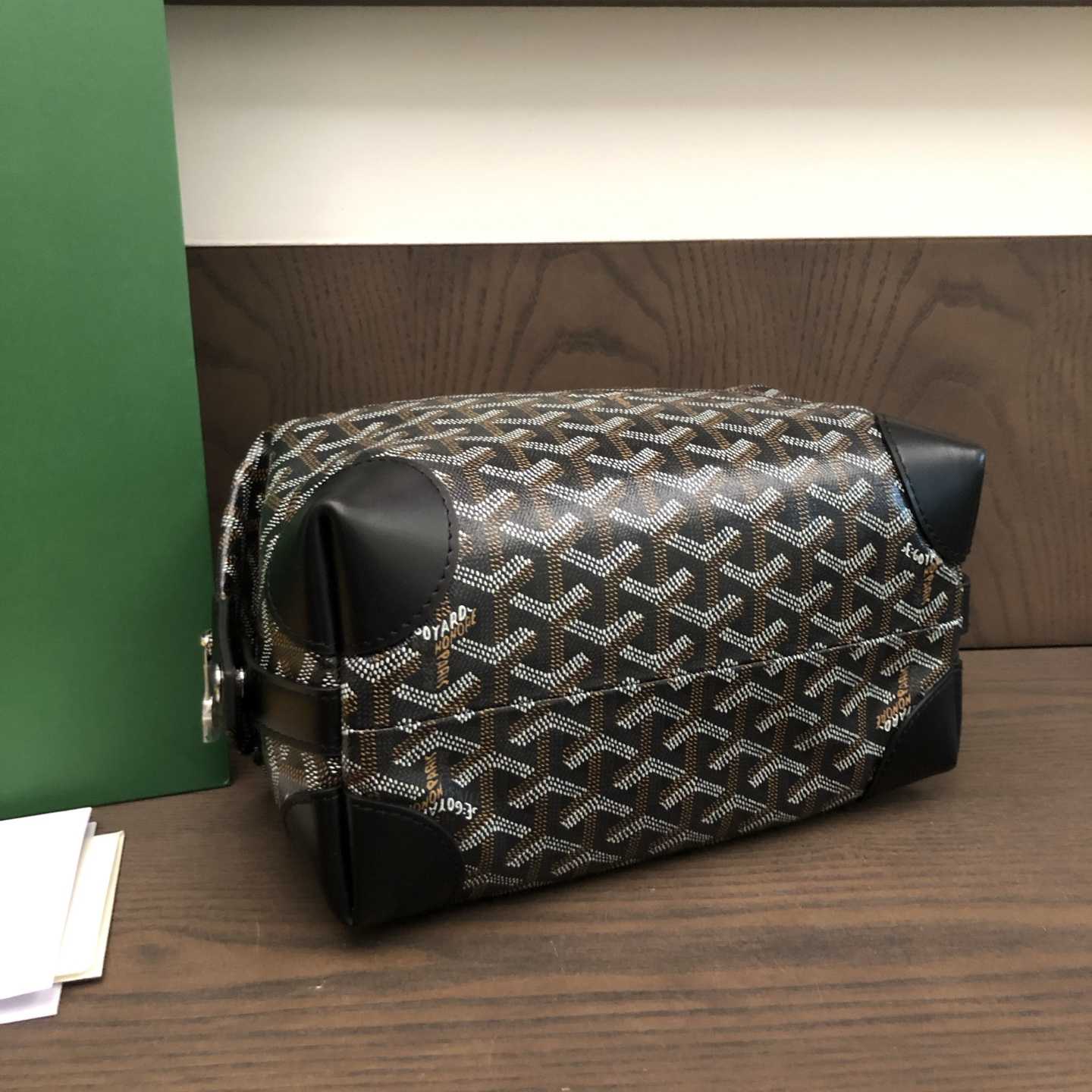 Goyard Bowling 25 Toiletry Bag - DesignerGu