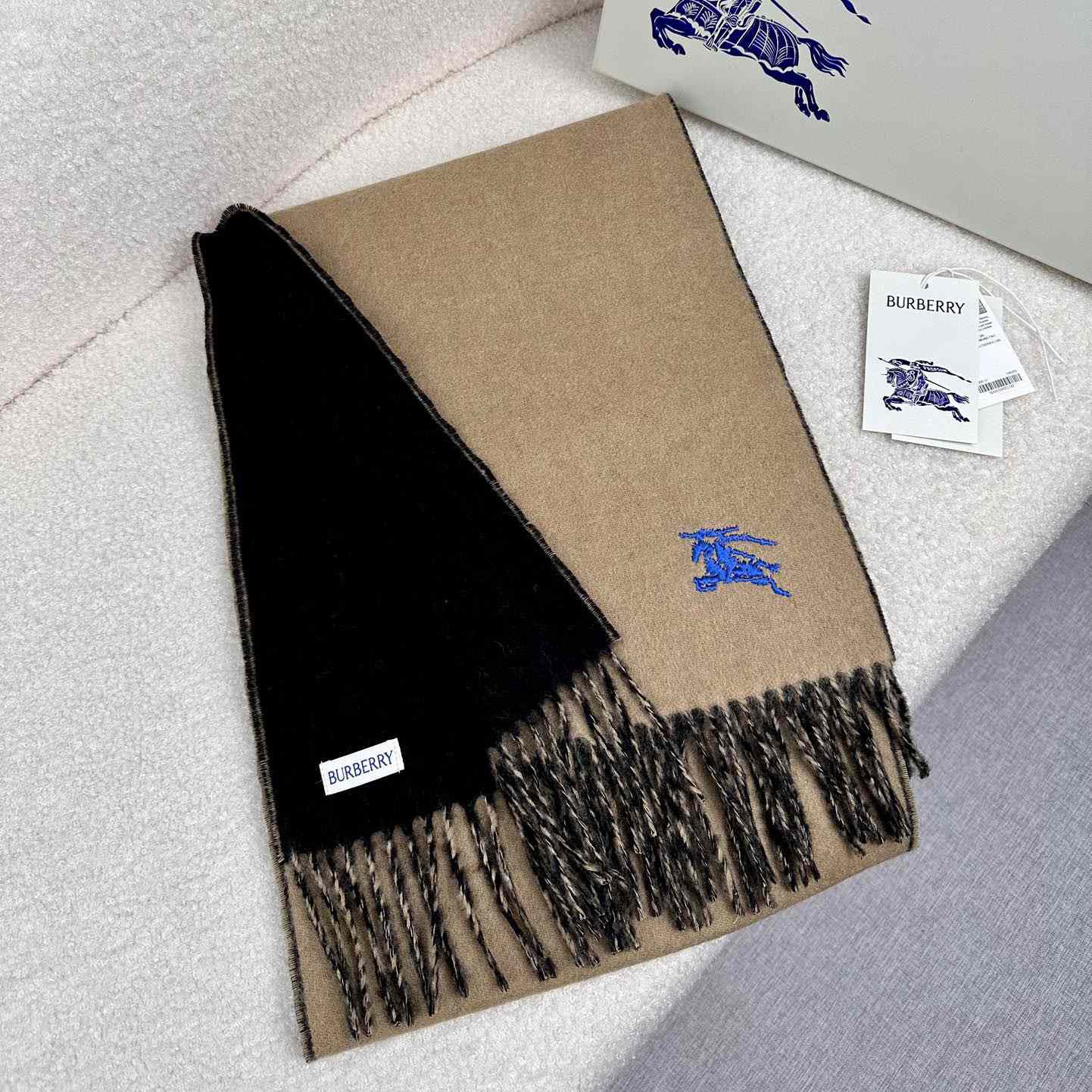 Burberry Reversible Cashmere Scarf - DesignerGu