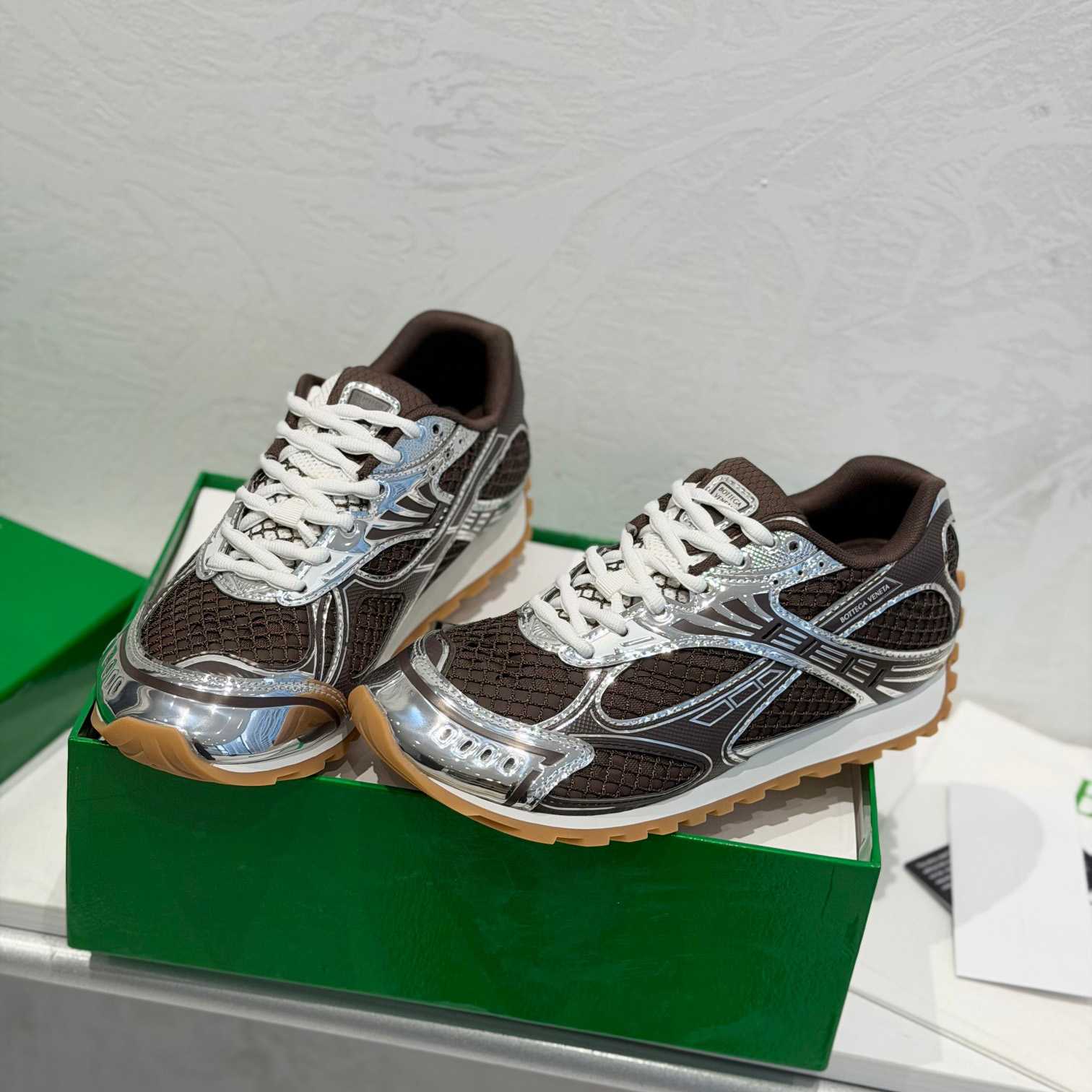 Bottega Veneta Orbit  Sneaker - DesignerGu