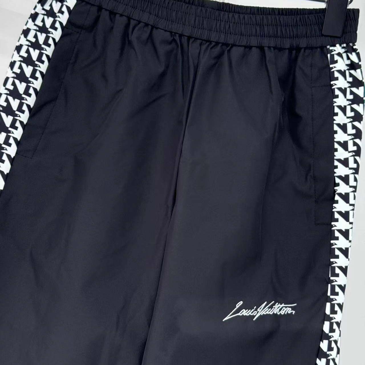 Louis Vuitton Technical Jogpants - DesignerGu