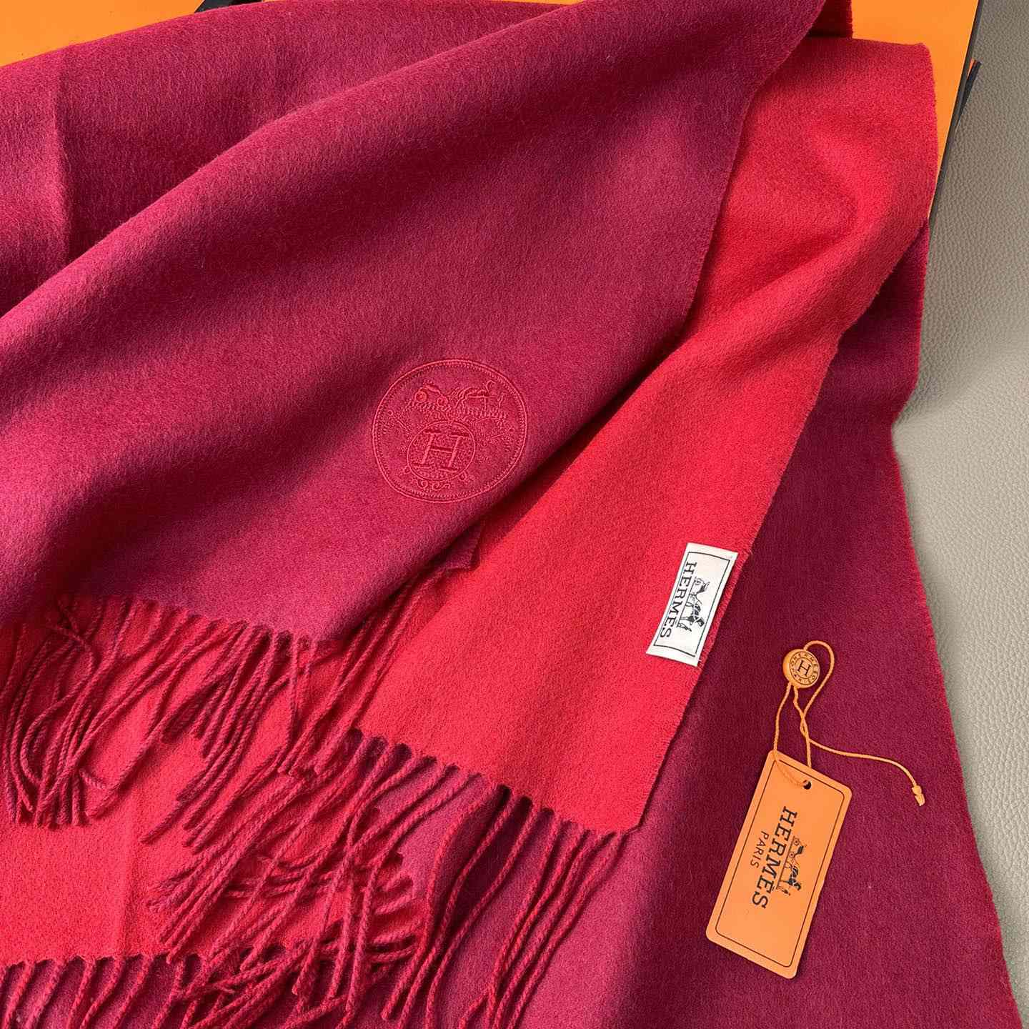 Hermès double-sided cashwool scarf - DesignerGu