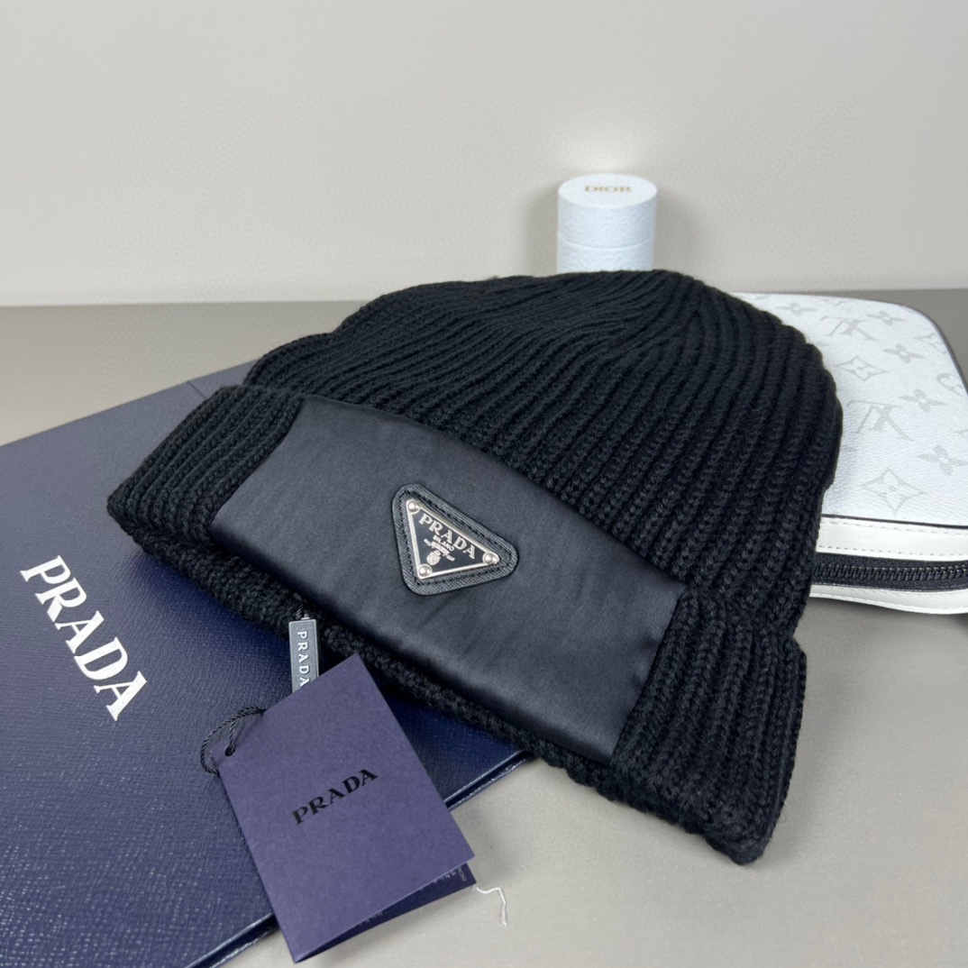 Prada Beanie - DesignerGu