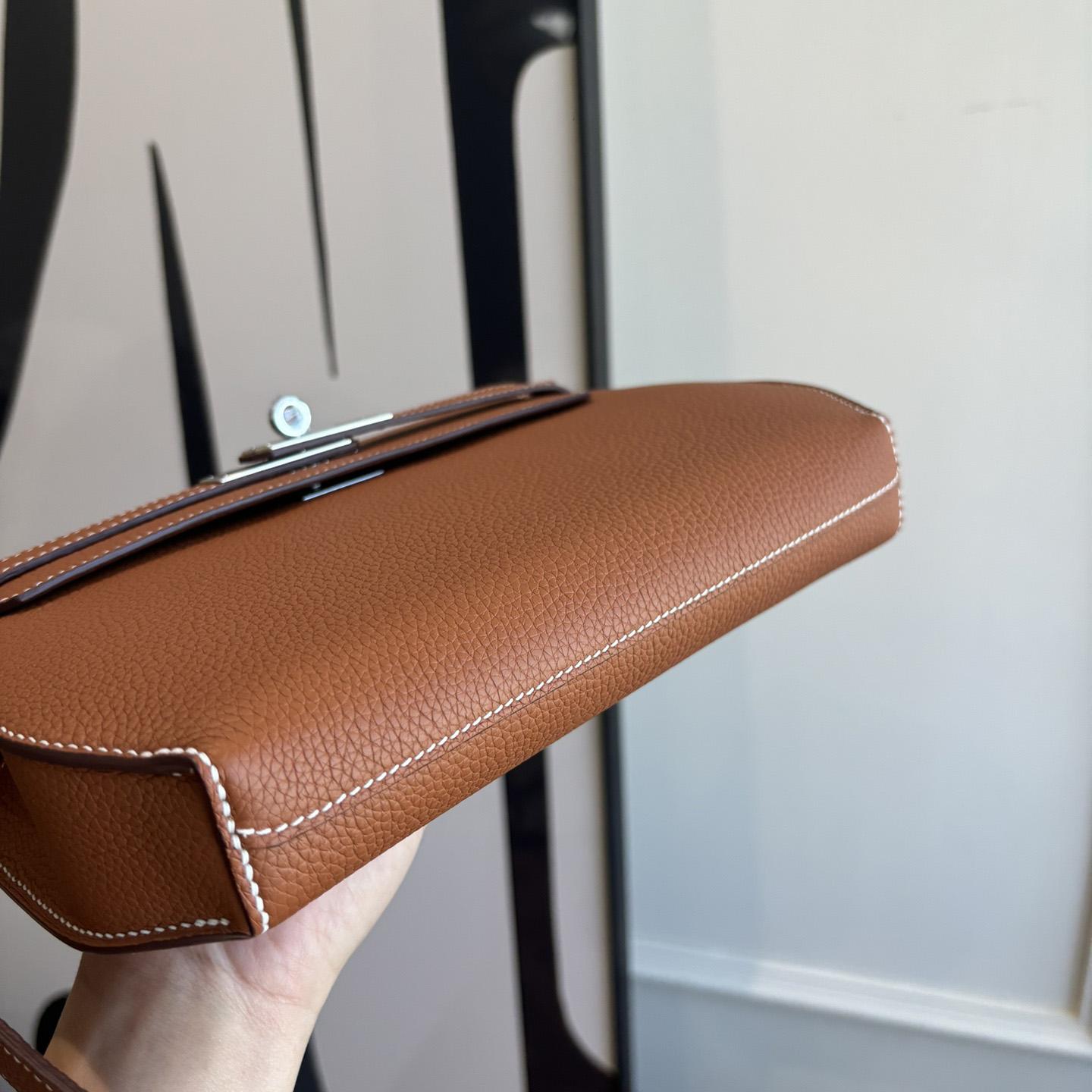 Hermes Kelly Depeches 25 Pouch - DesignerGu