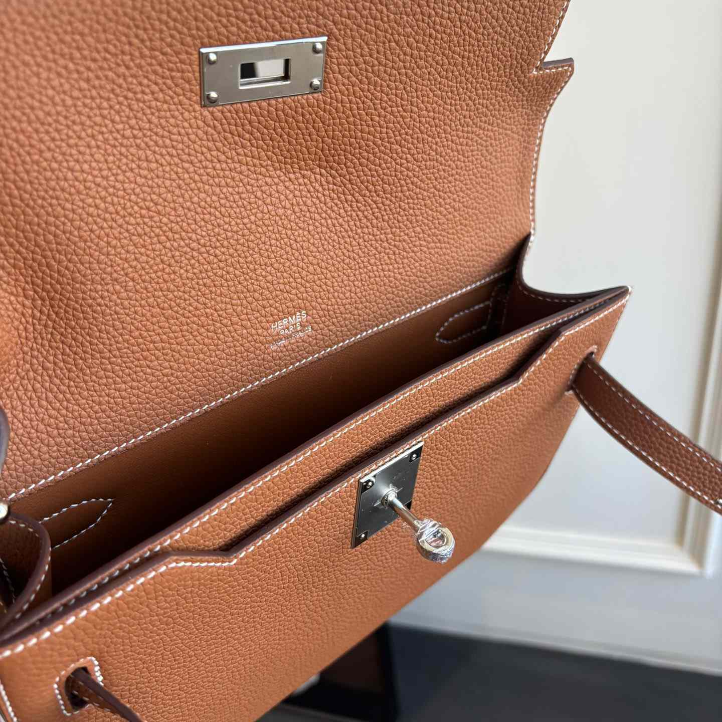 Hermes Kelly Depeches 25 Pouch - DesignerGu